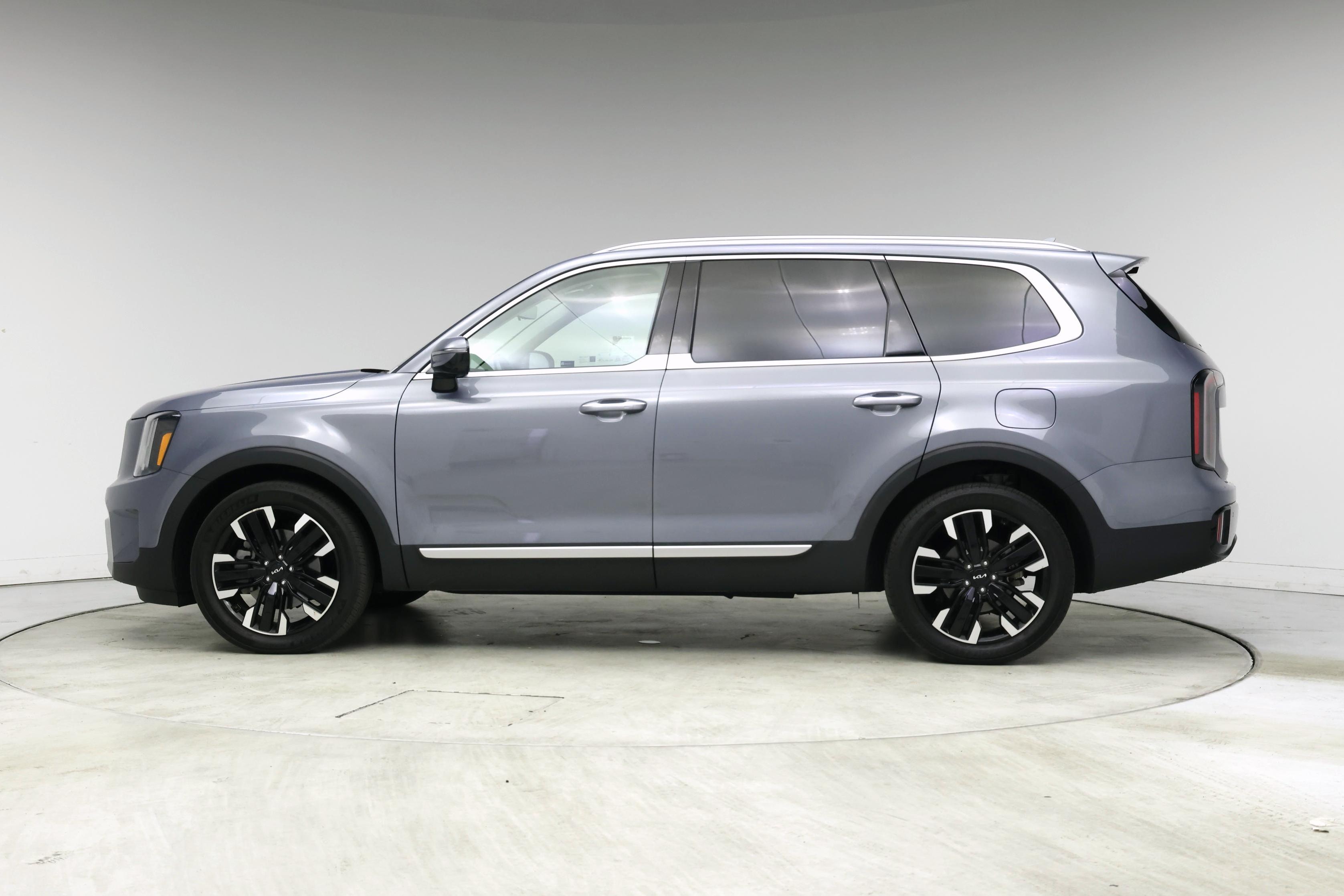 Thumbnail: 2024 Kia Telluride - 3