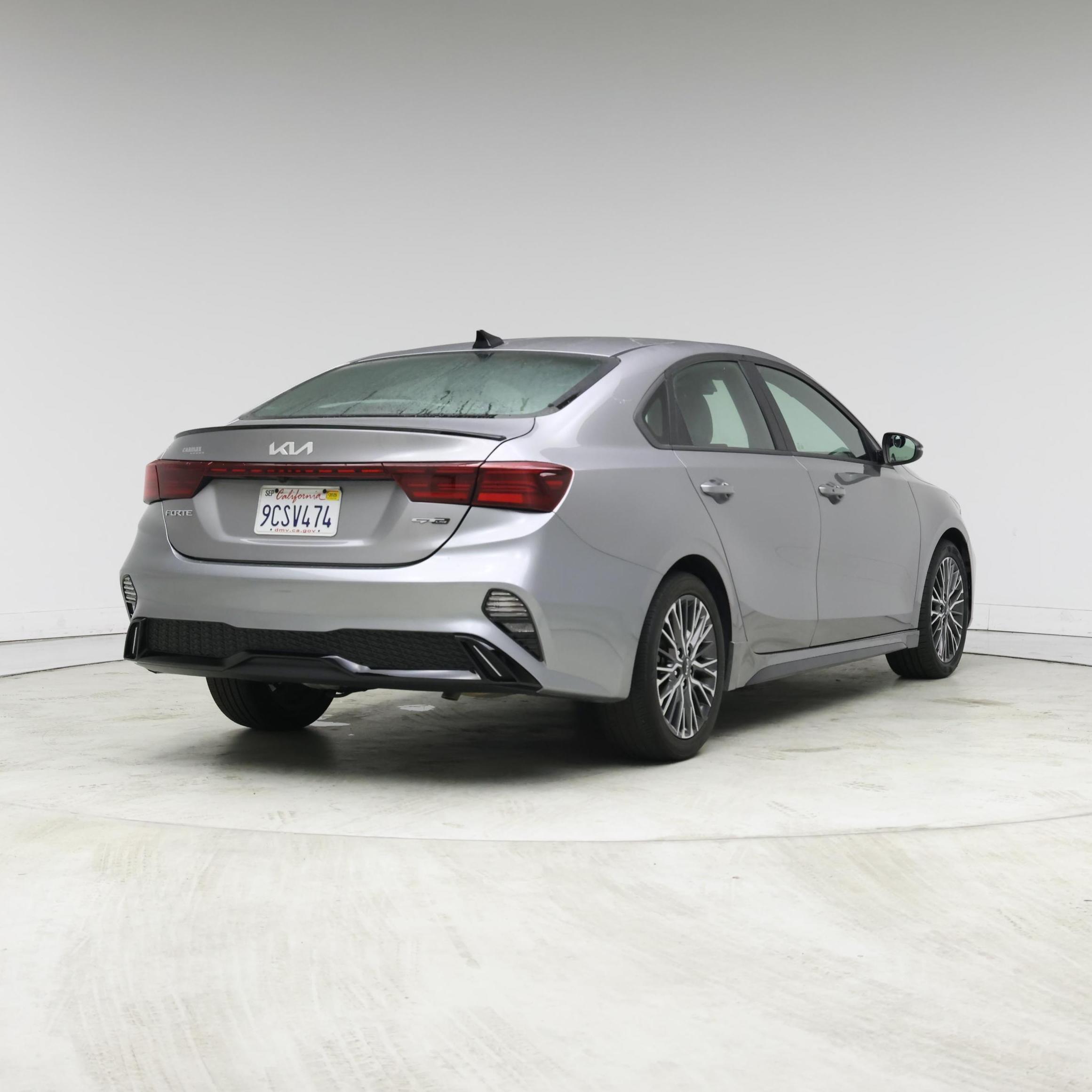 Thumbnail: 2023 Kia Forte - 8