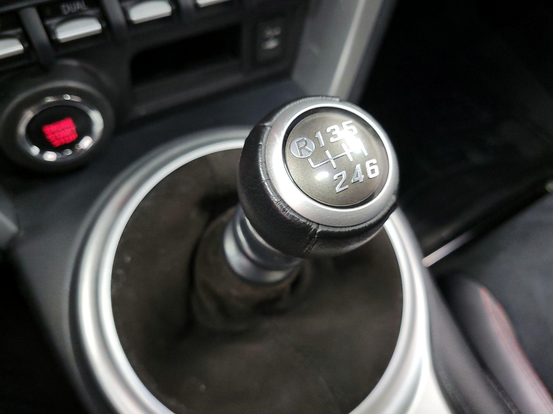 Thumbnail: 2016 Subaru BRZ - 16