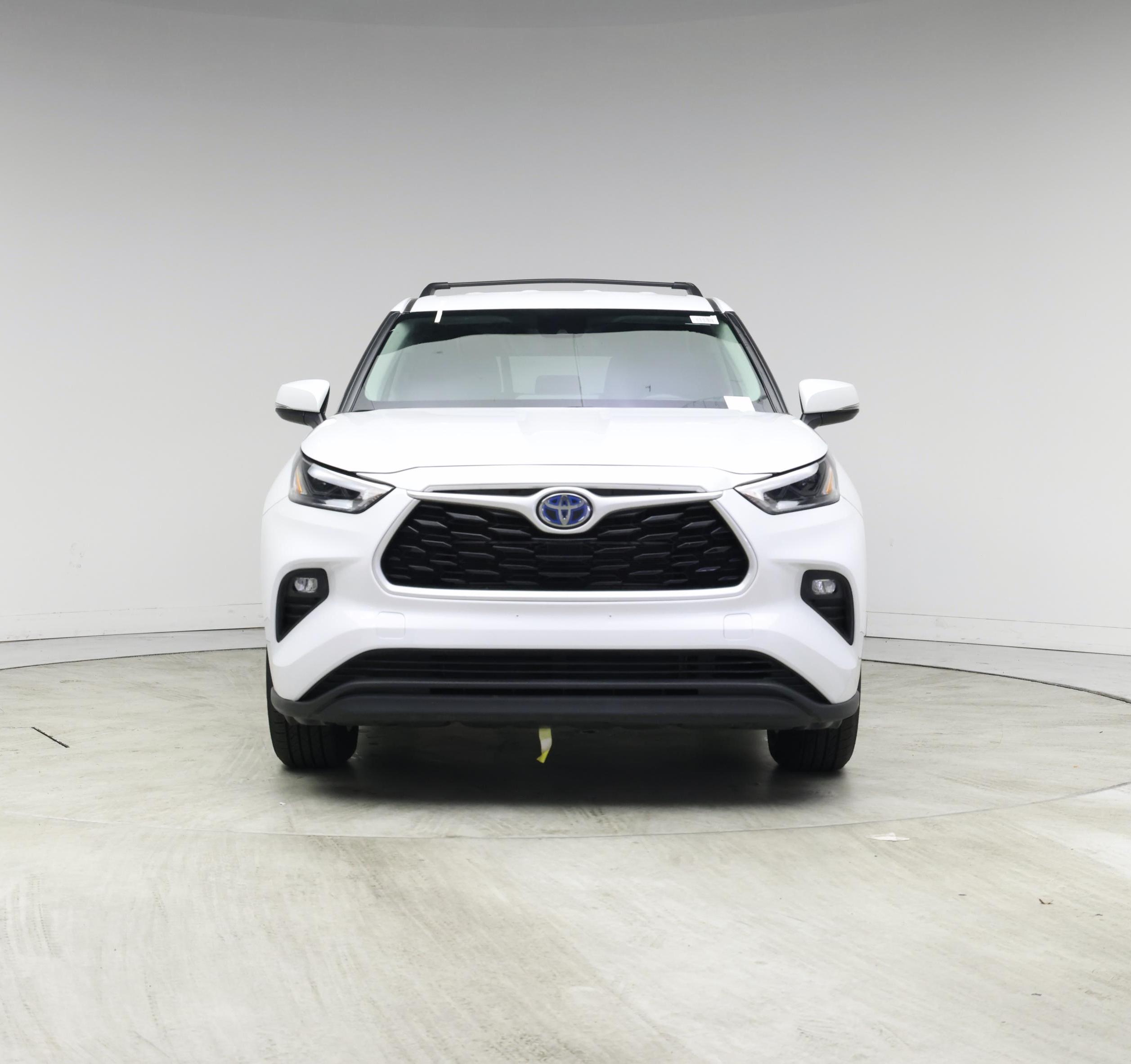 Thumbnail: 2023 Toyota Highlander - 5