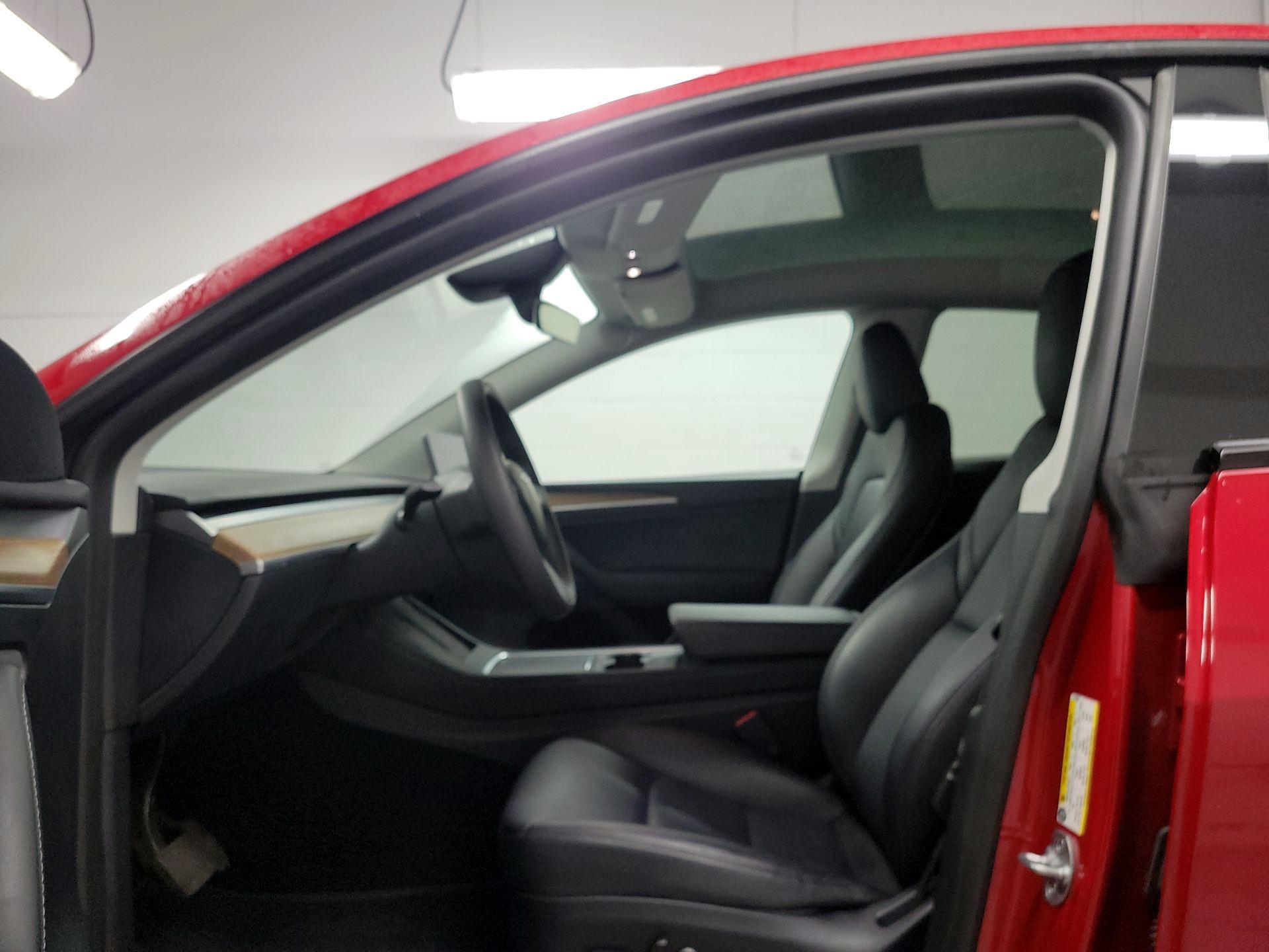 Thumbnail: 2023 Tesla Model Y - 18