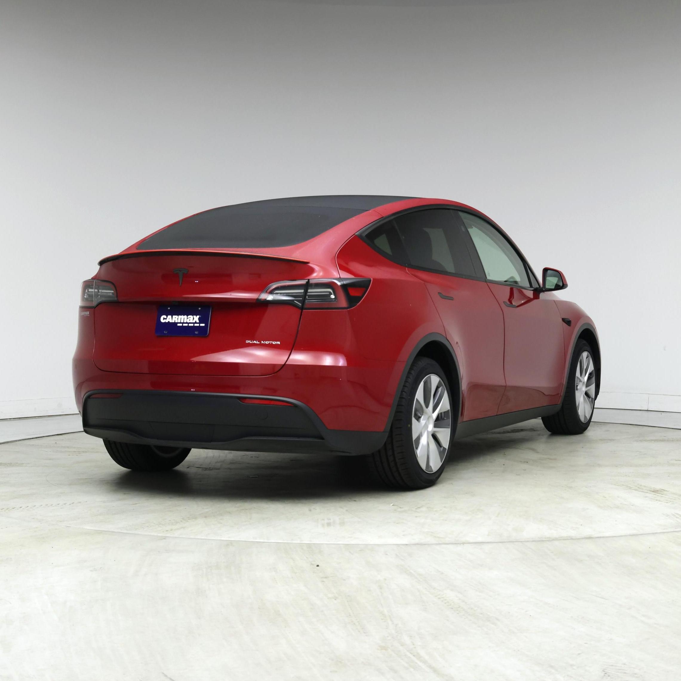 Thumbnail: 2023 Tesla Model Y - 8