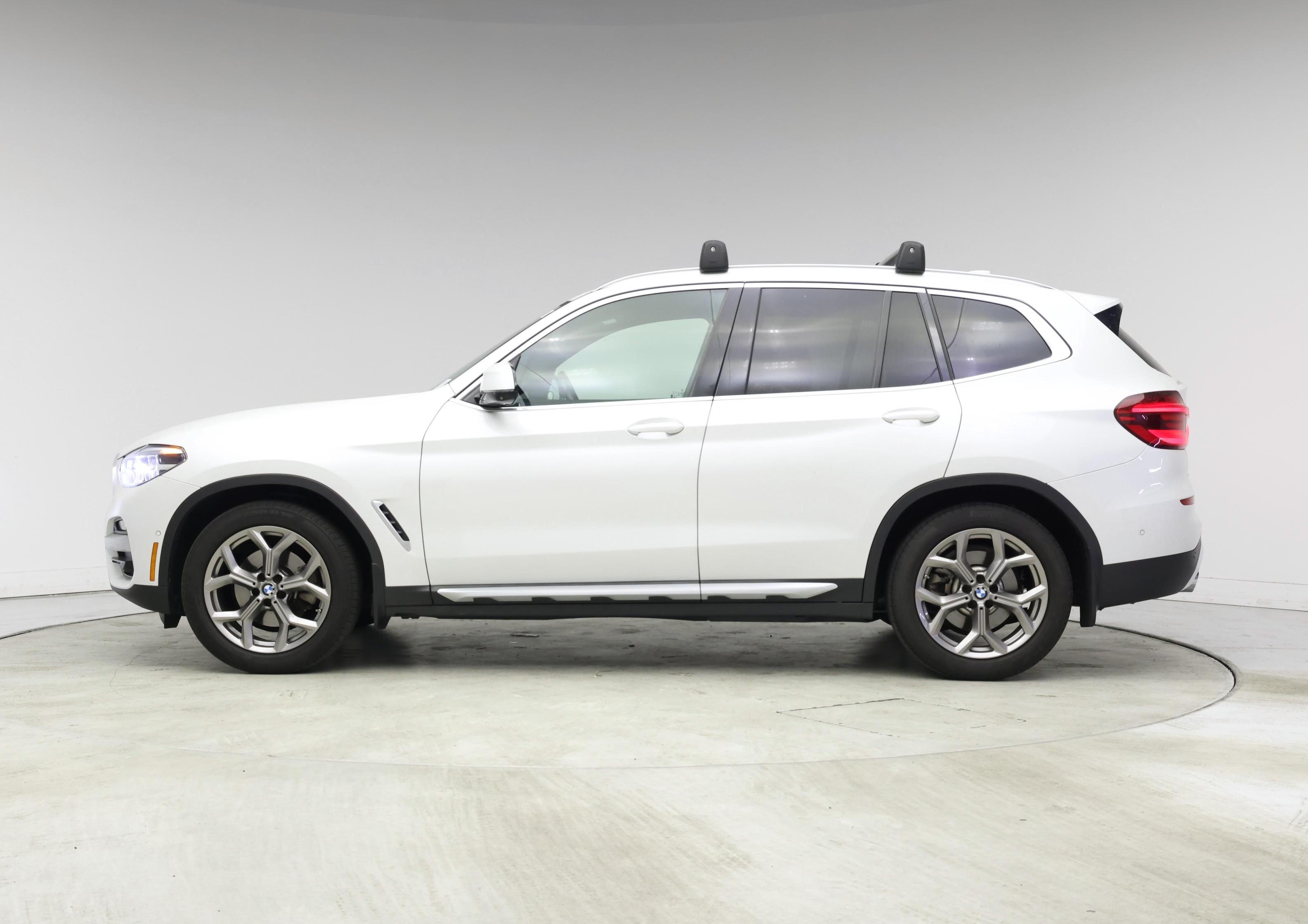 Thumbnail: 2021 BMW X3 - 3