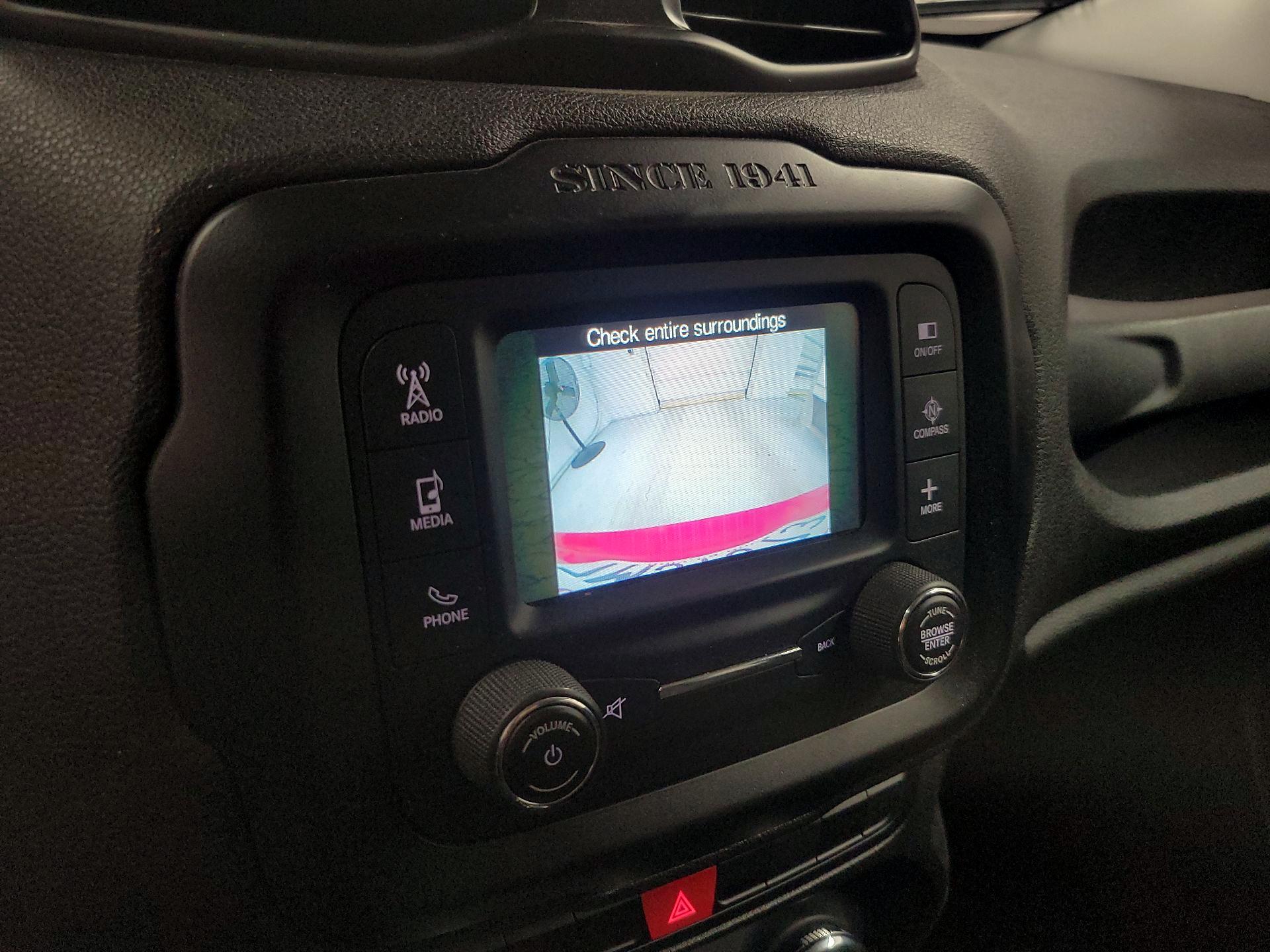 Thumbnail: 2015 Jeep Renegade - 13