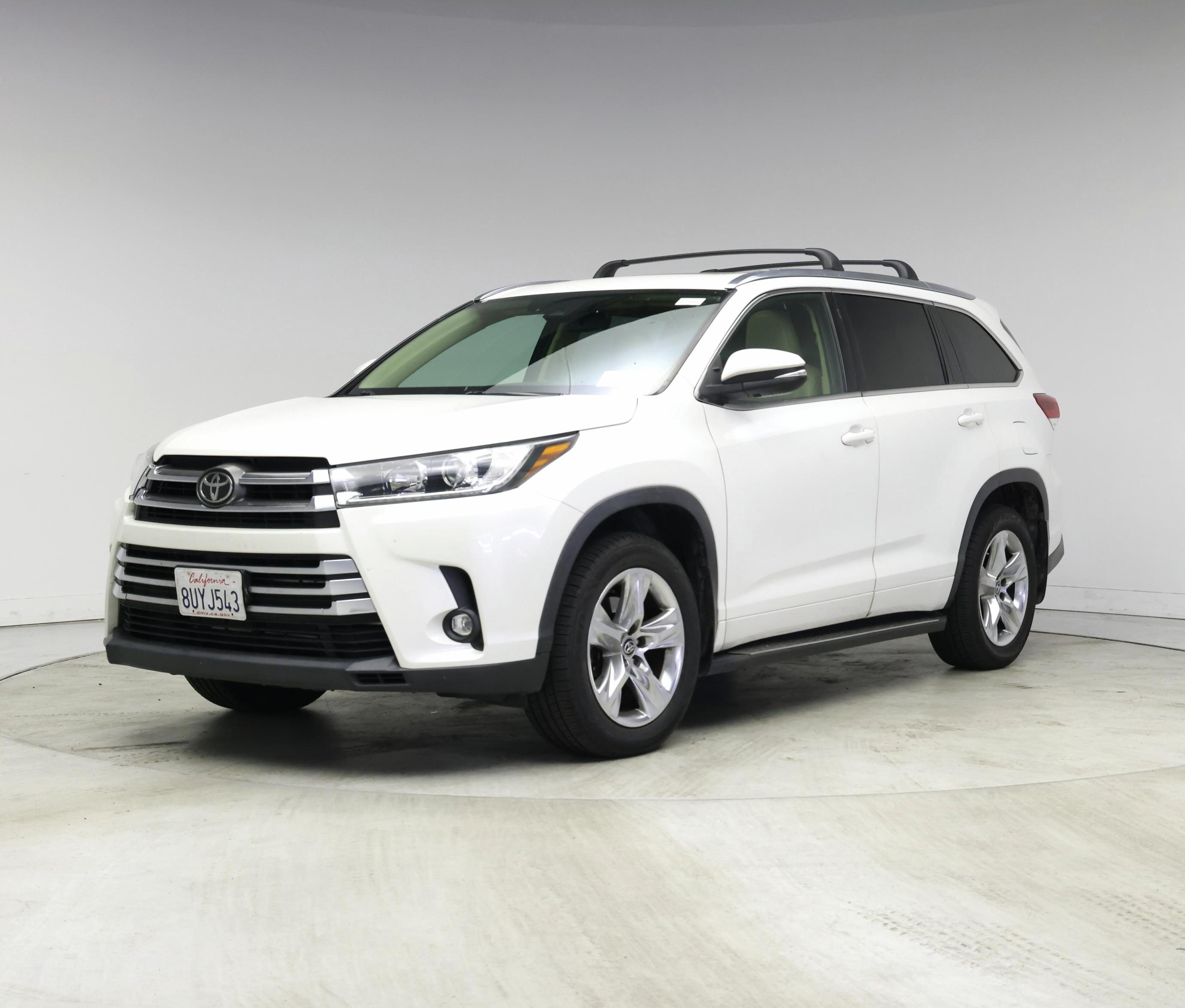 Thumbnail: 2019 Toyota Highlander - 4