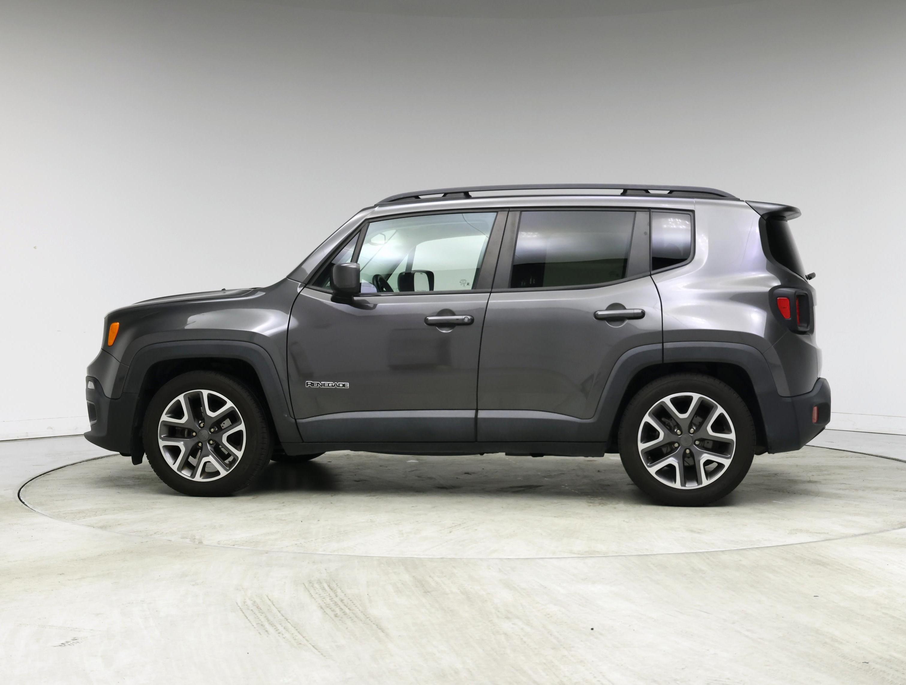 Thumbnail: 2017 Jeep Renegade - 3