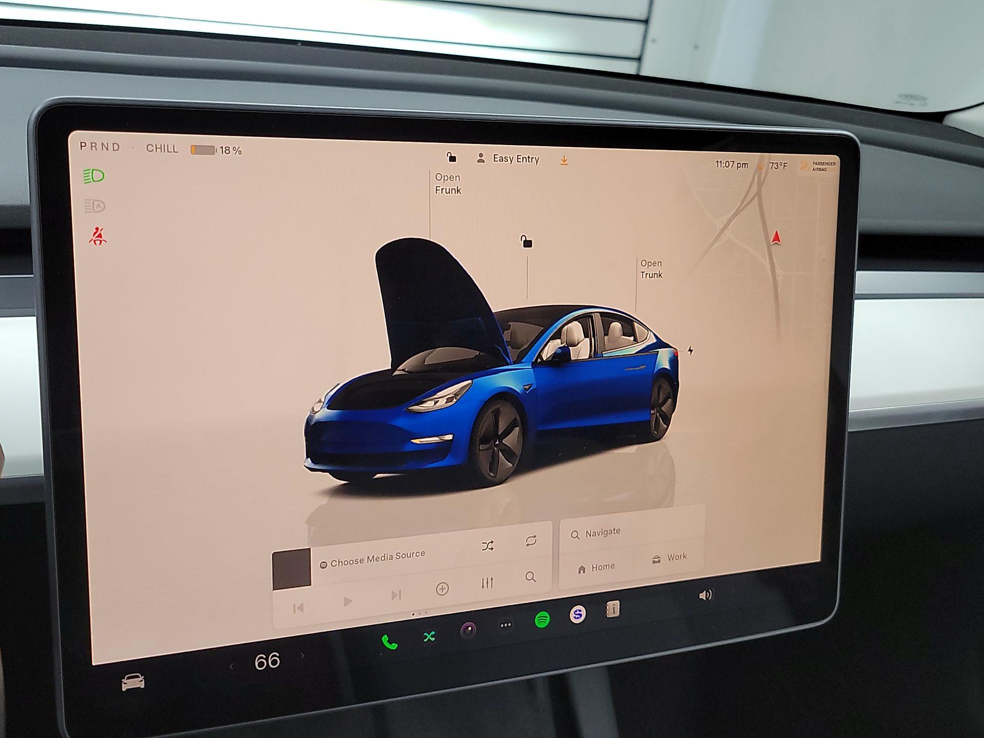 Thumbnail: 2023 Tesla Model 3 - 14