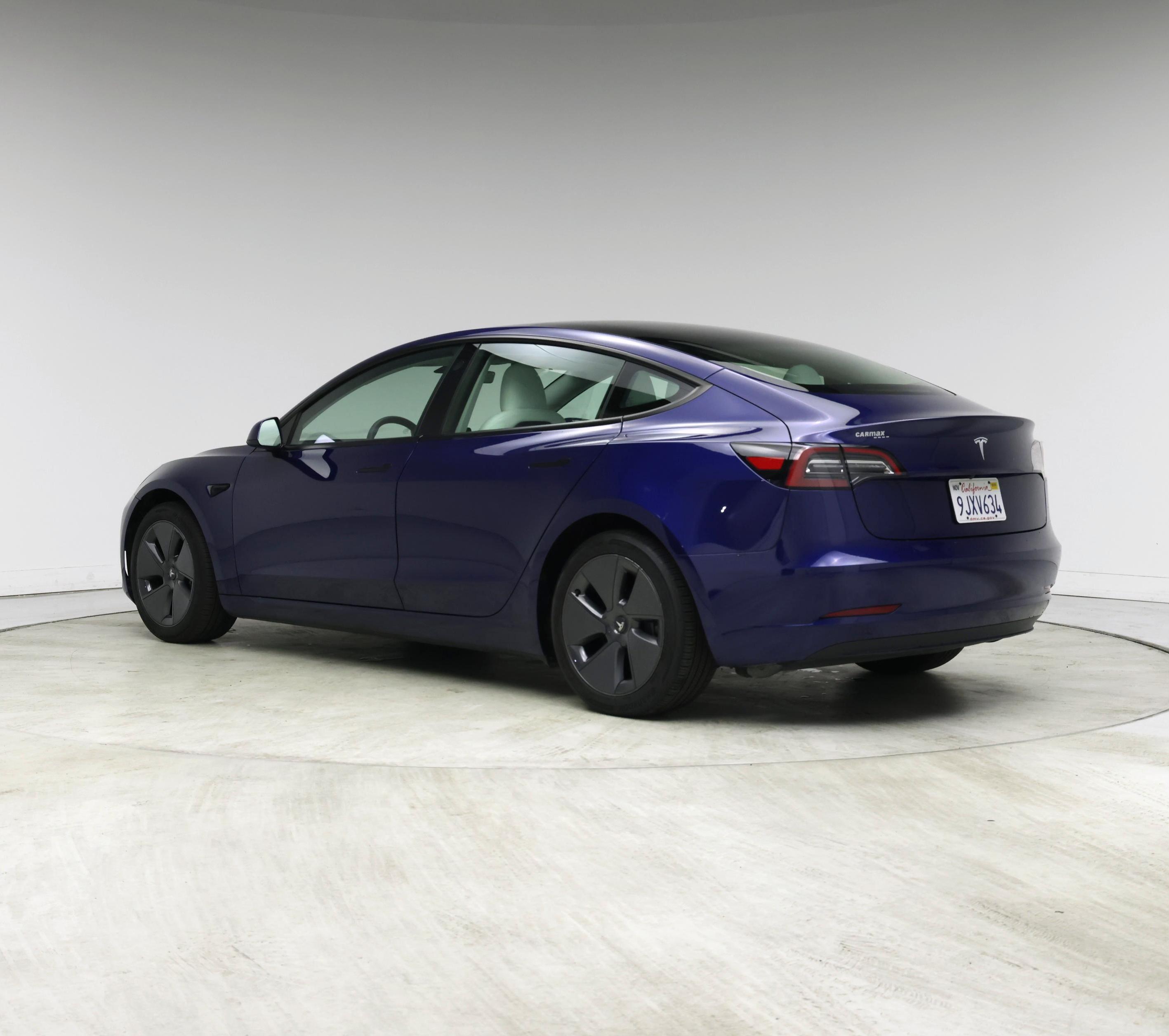 Thumbnail: 2023 Tesla Model 3 - 2