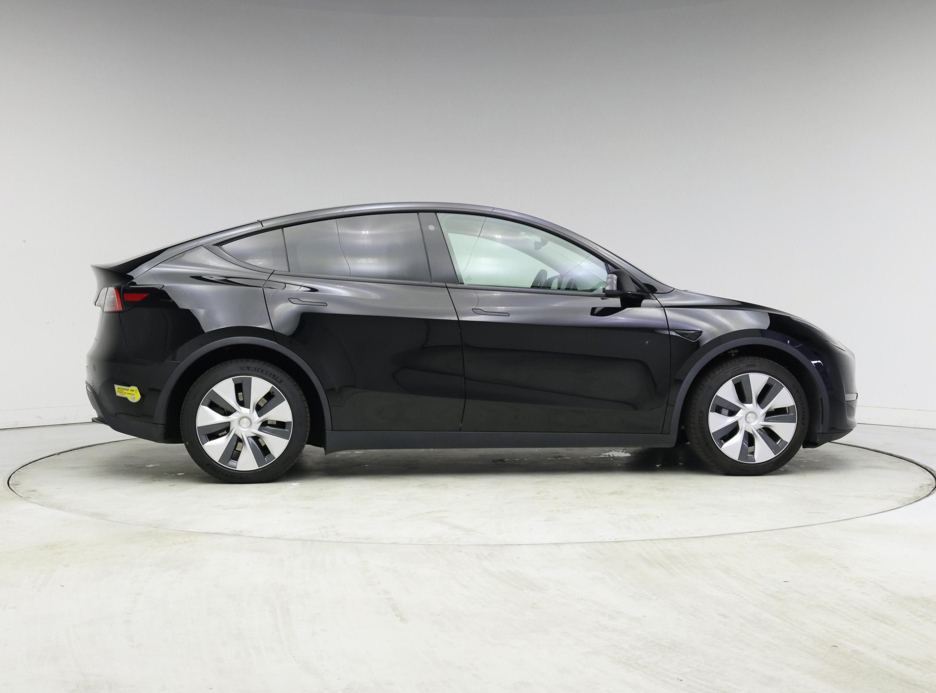 Thumbnail: 2021 Tesla Model Y - 7