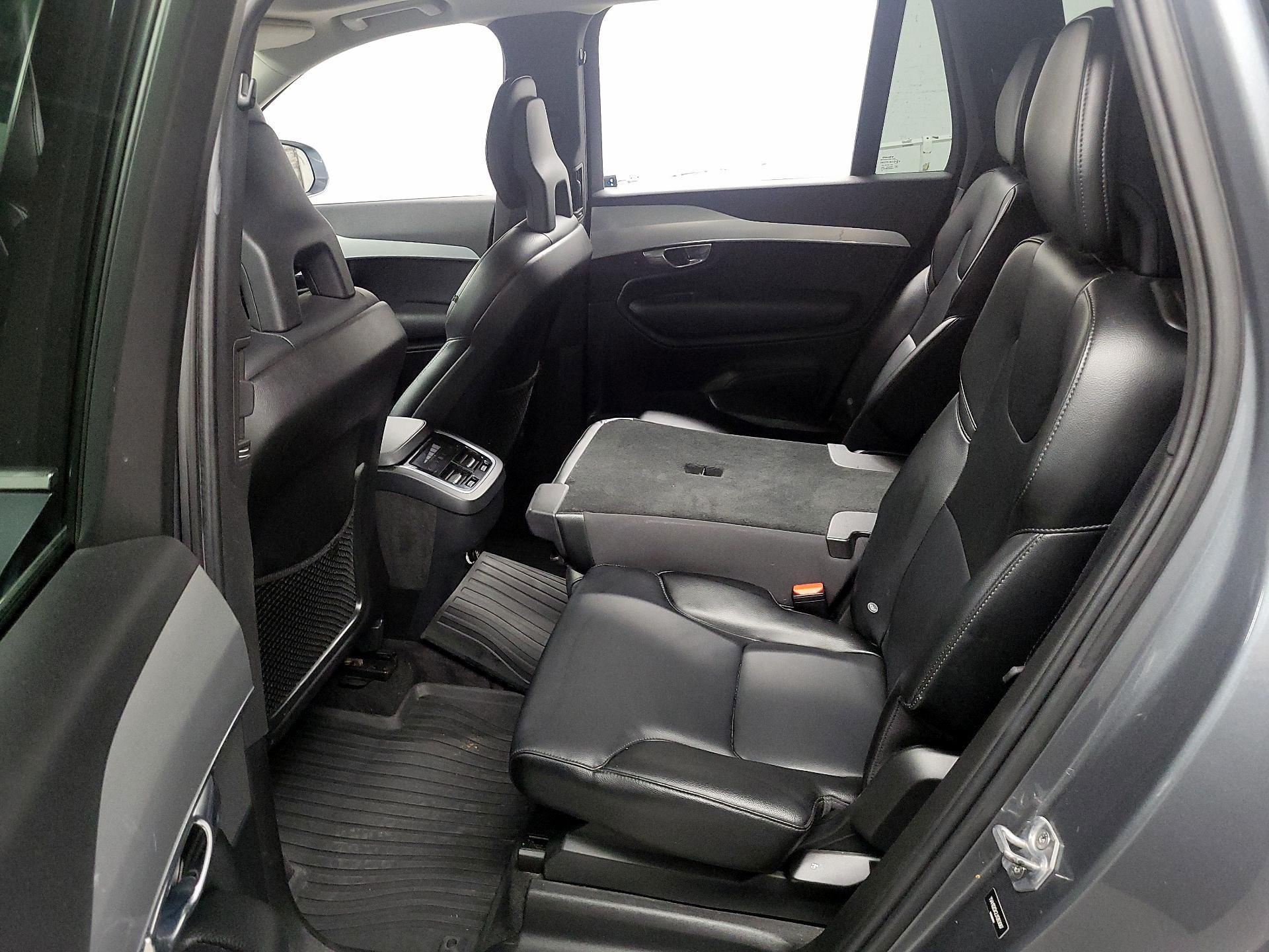 Thumbnail: 2018 Volvo XC90 - 18