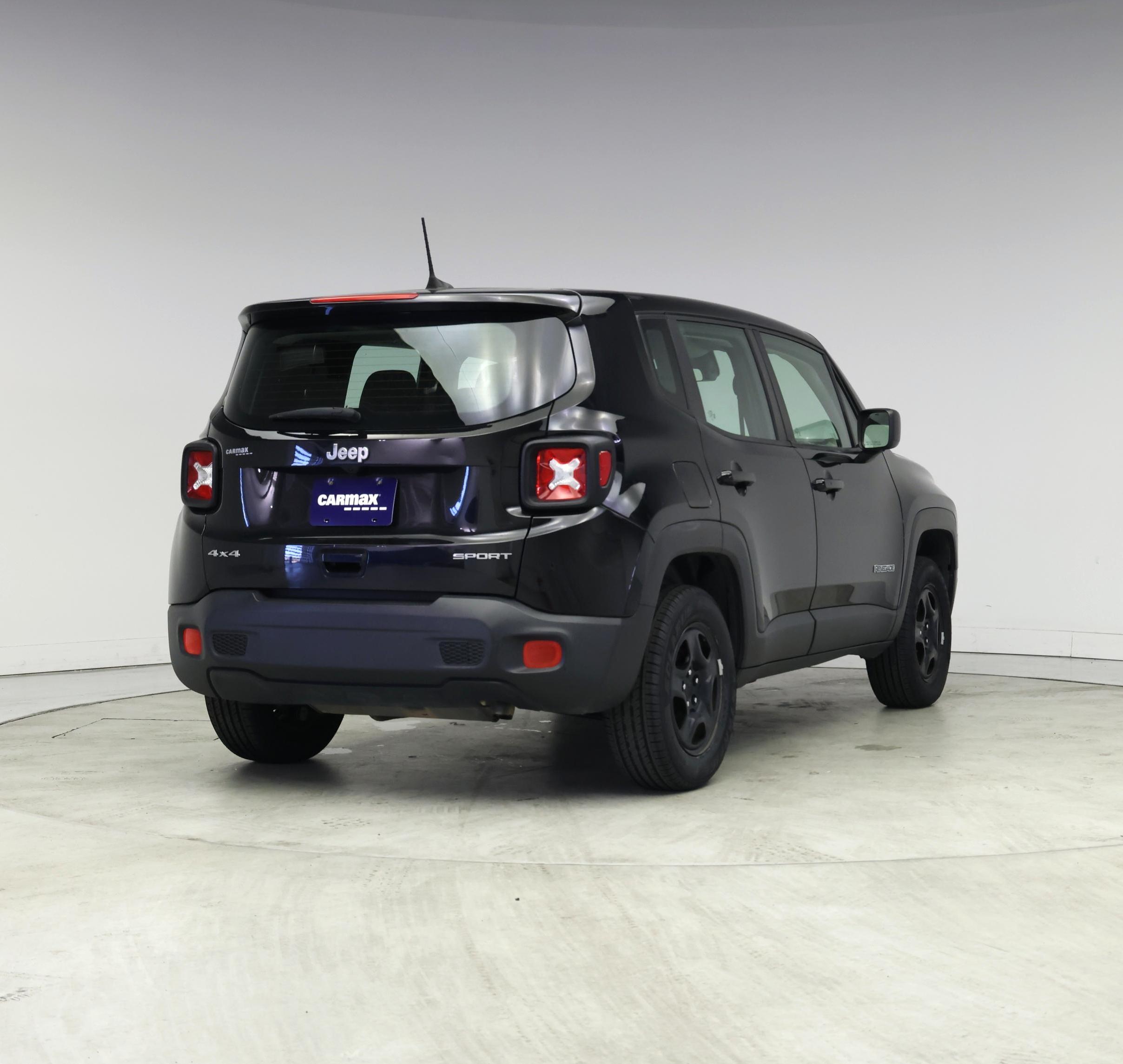 Thumbnail: 2018 Jeep Renegade - 8