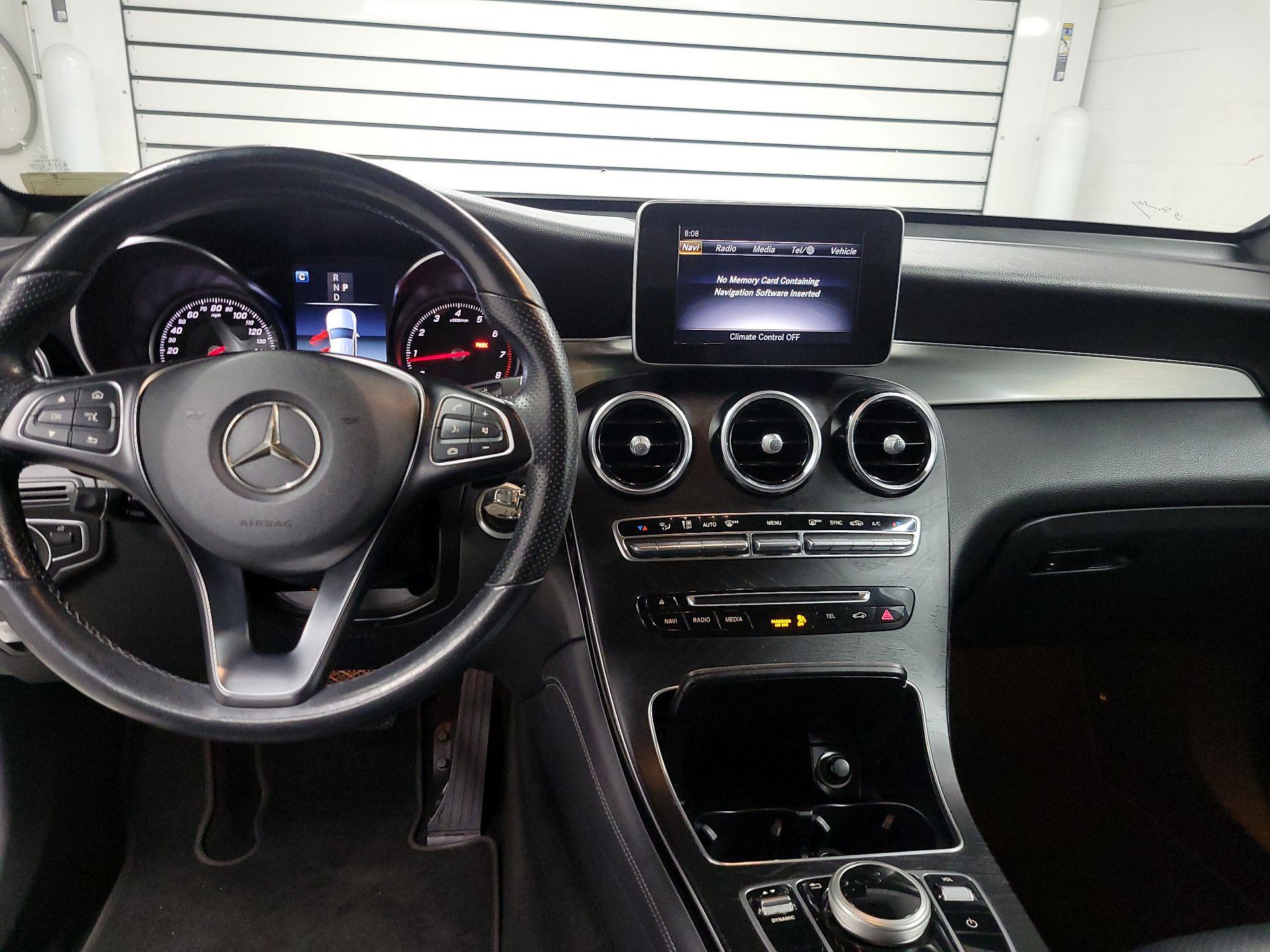 Thumbnail: 2019 Mercedes-Benz GLC - 9