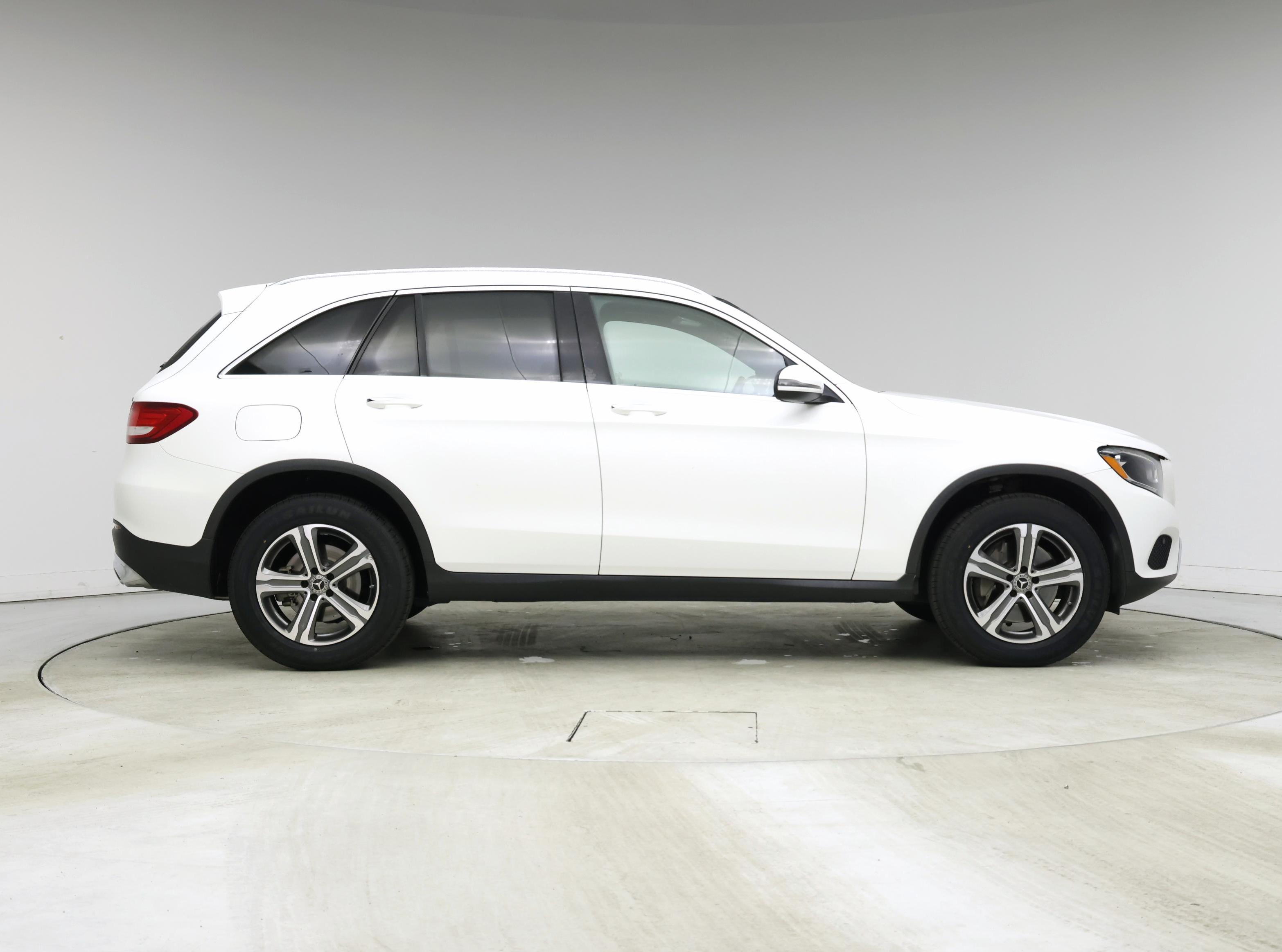 Thumbnail: 2019 Mercedes-Benz GLC - 7