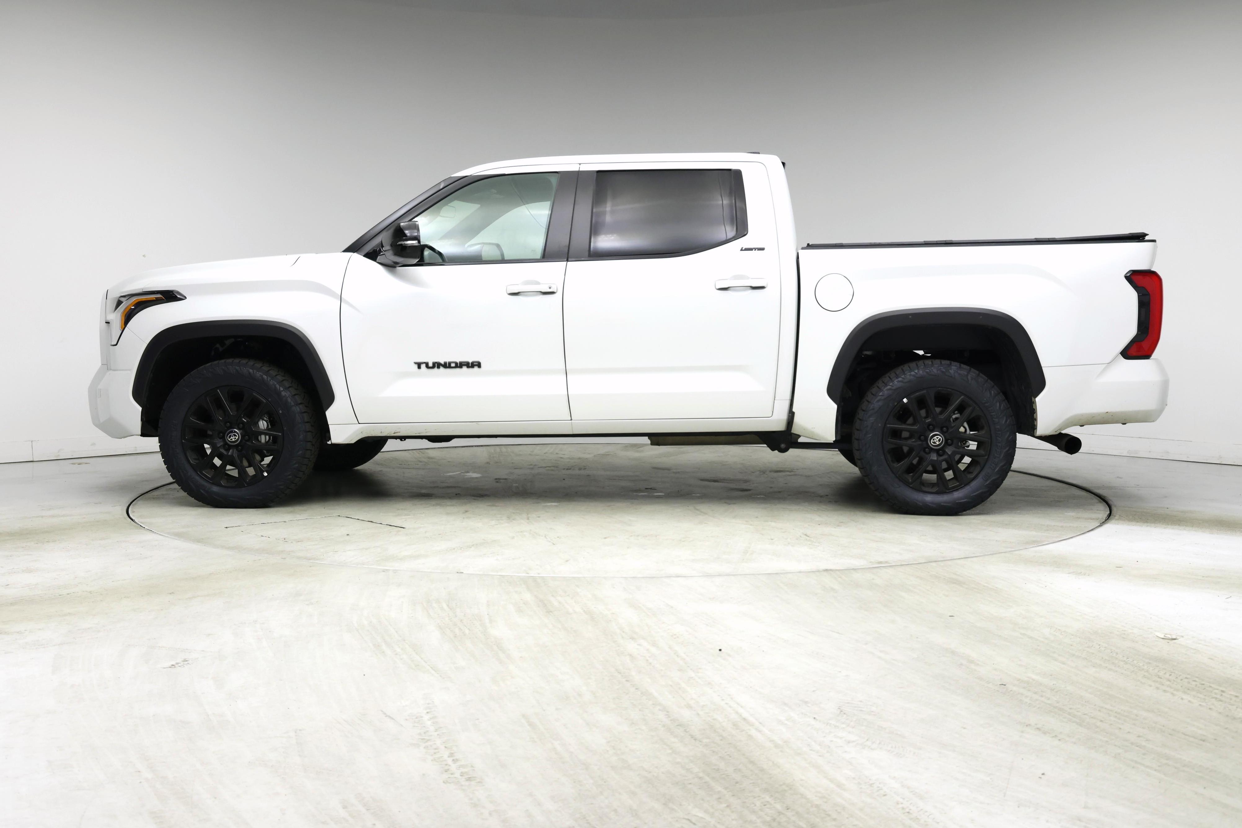 Thumbnail: 2025 Toyota Tundra - 3