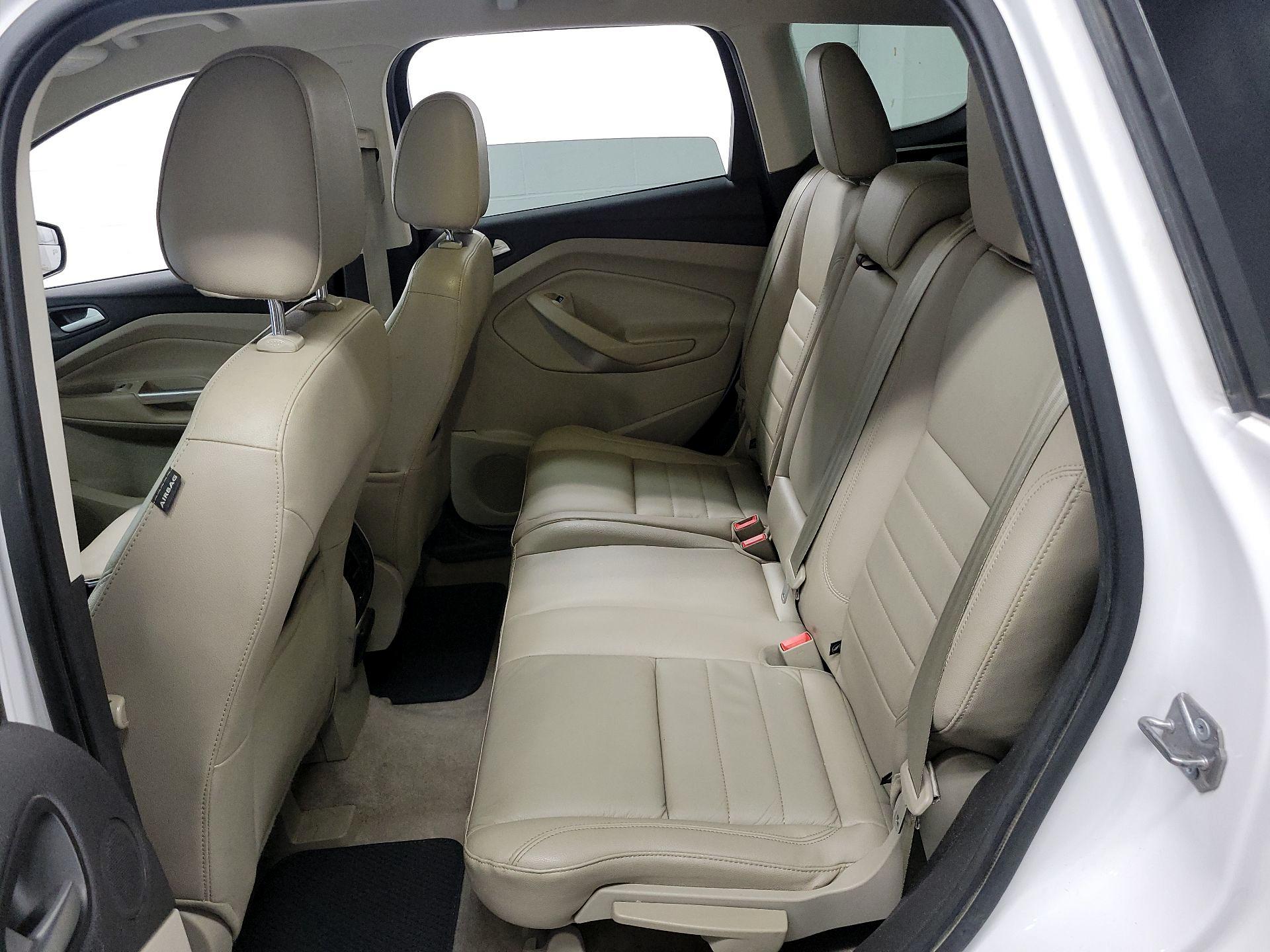Thumbnail: 2016 Ford Escape - 17