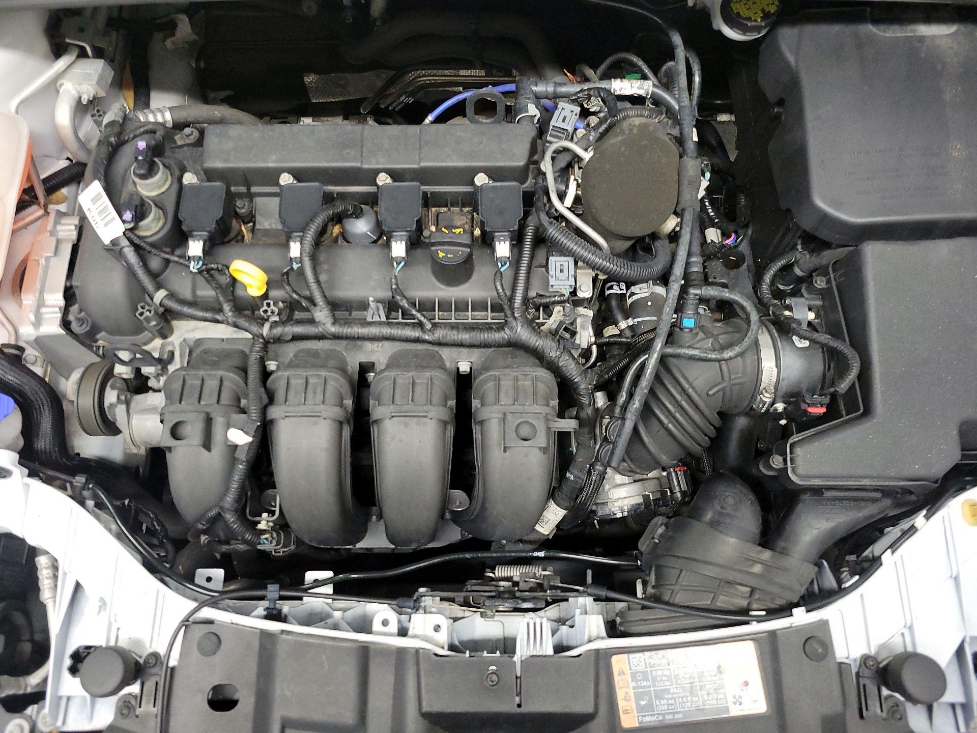 Thumbnail: 2015 Ford Focus - 20