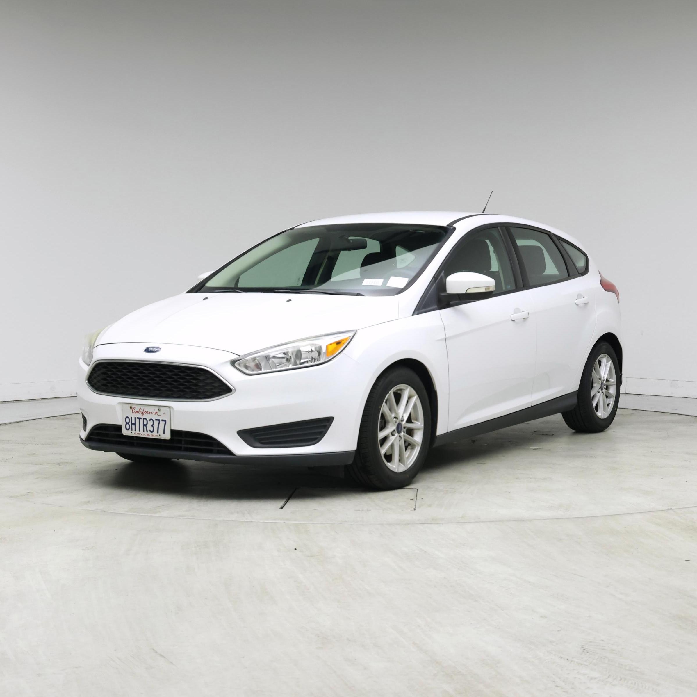 Thumbnail: 2015 Ford Focus - 4