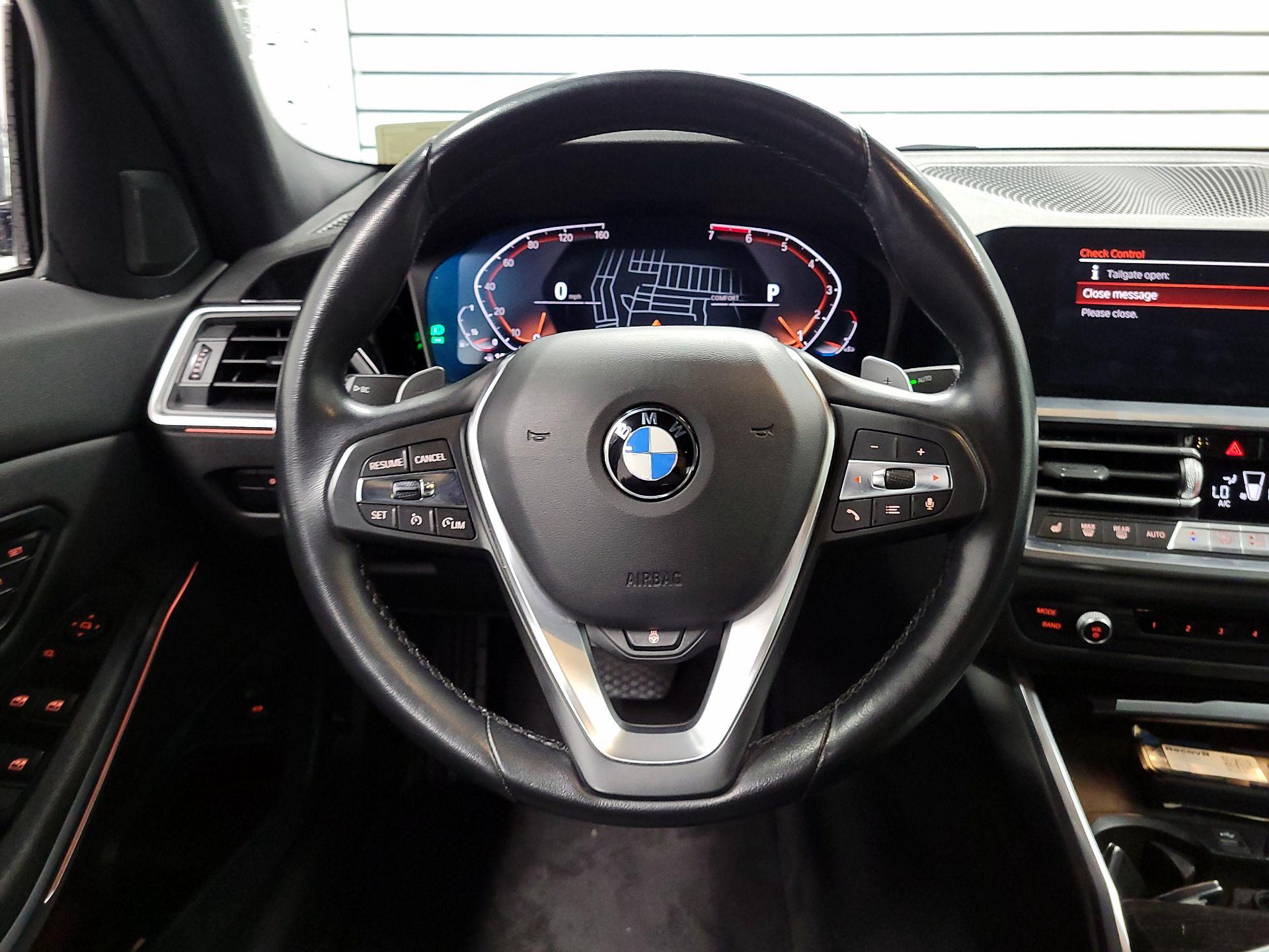 Thumbnail: 2021 BMW 3 Series - 10