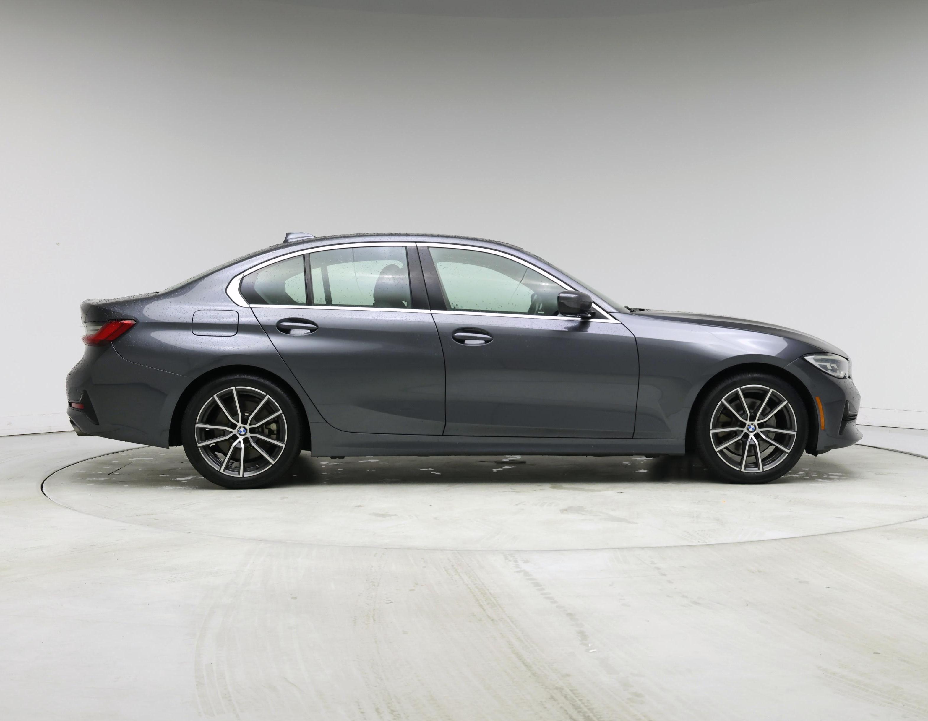Thumbnail: 2021 BMW 3 Series - 7