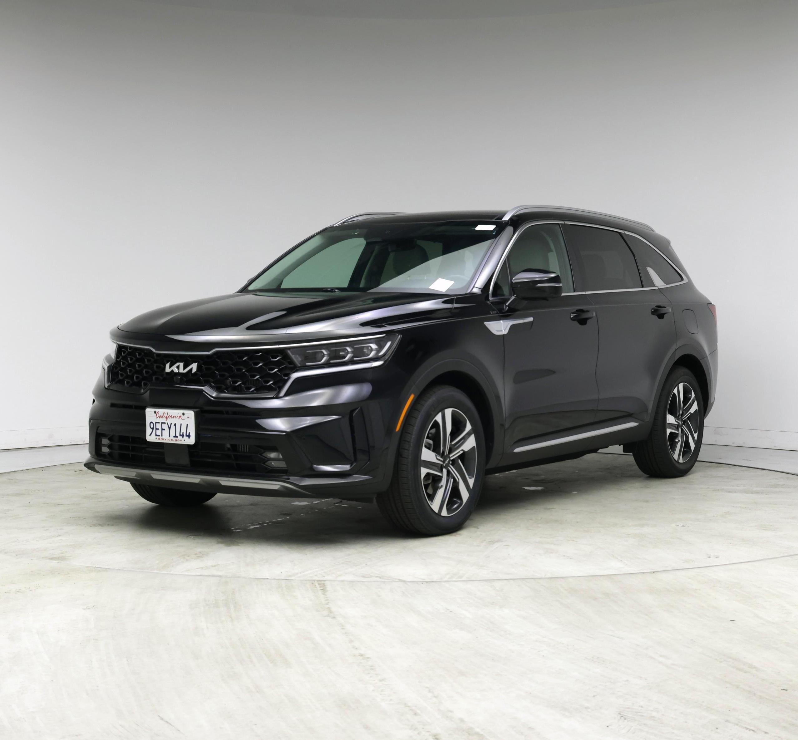 Thumbnail: 2023 Kia Sorento - 4