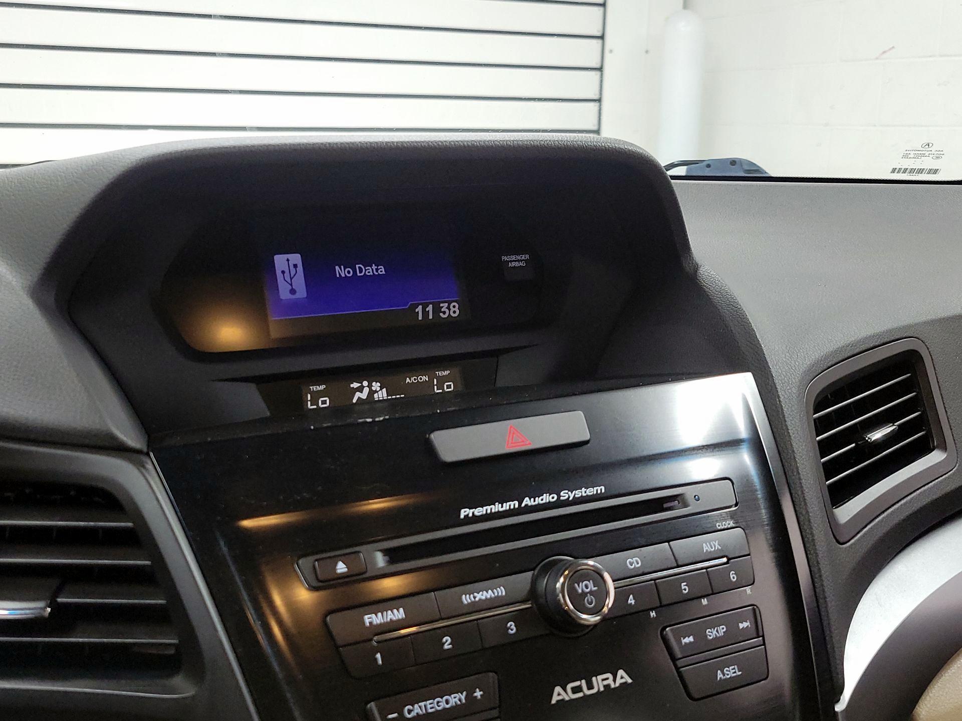 Thumbnail: 2014 Acura ILX - 15