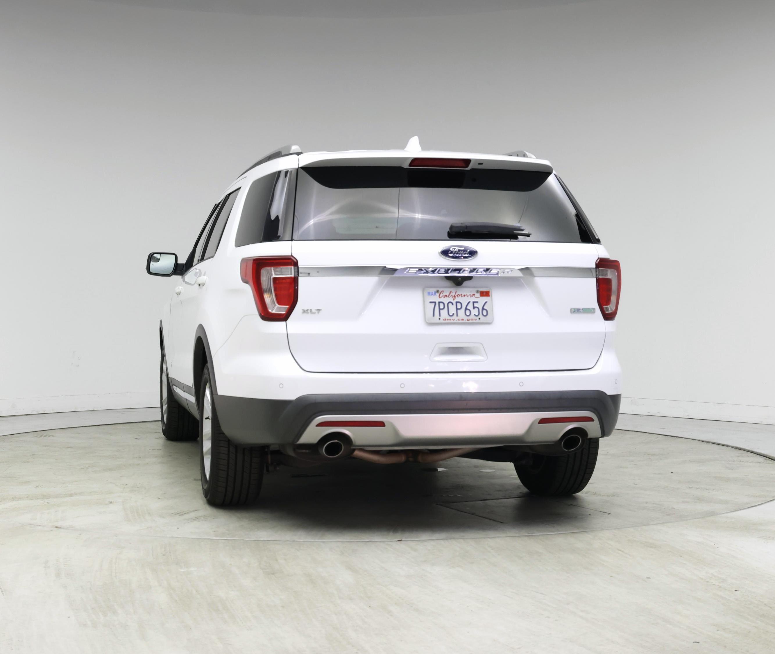 Thumbnail: 2016 Ford Explorer - 6