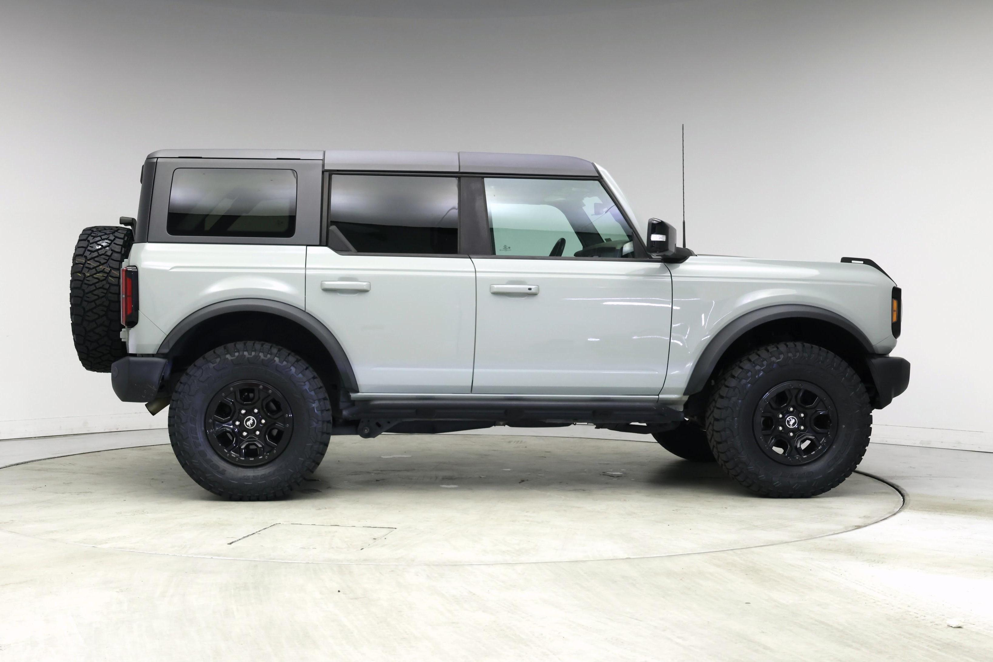 Thumbnail: 2021 Ford Bronco - 7