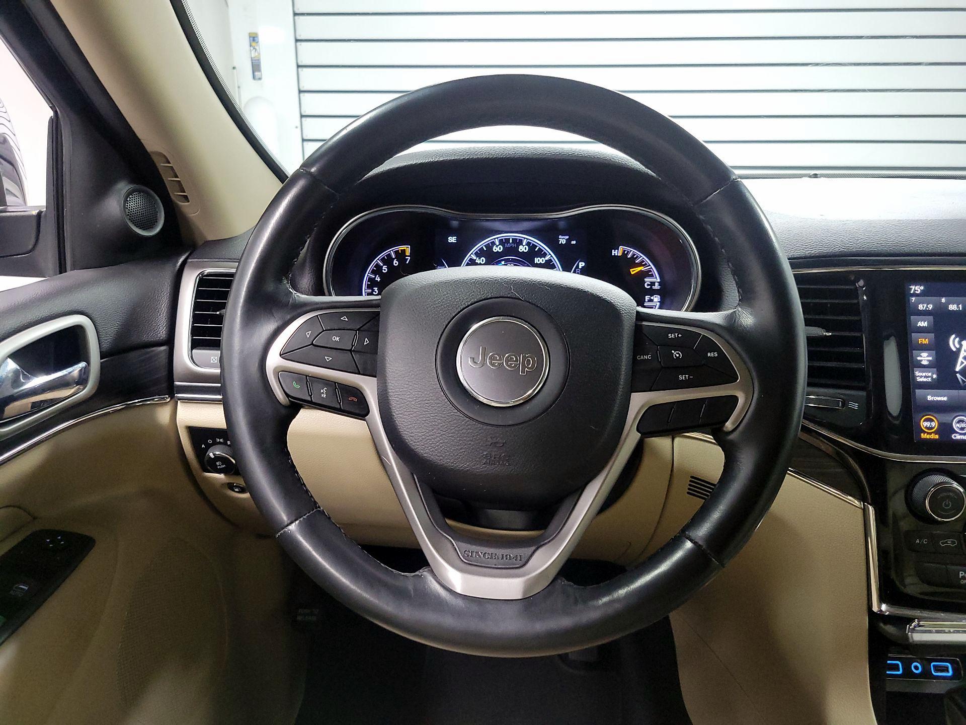 Thumbnail: 2020 Jeep Grand Cherokee - 10