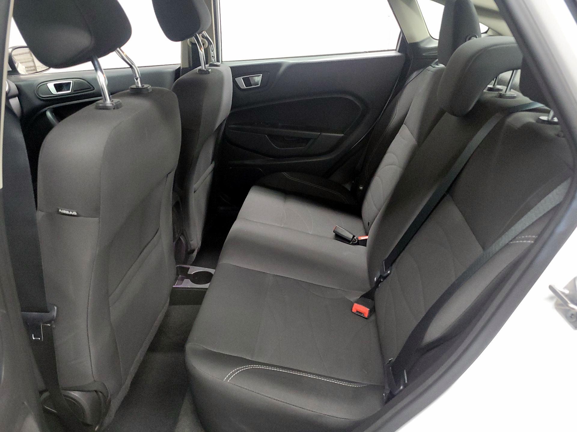 Thumbnail: 2016 Ford Fiesta - 18