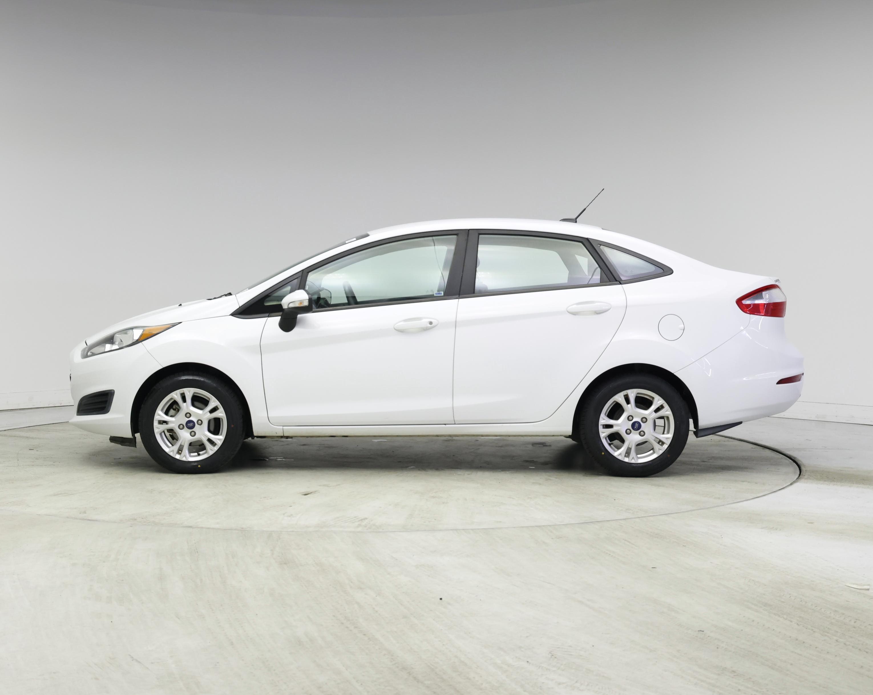 Thumbnail: 2016 Ford Fiesta - 3