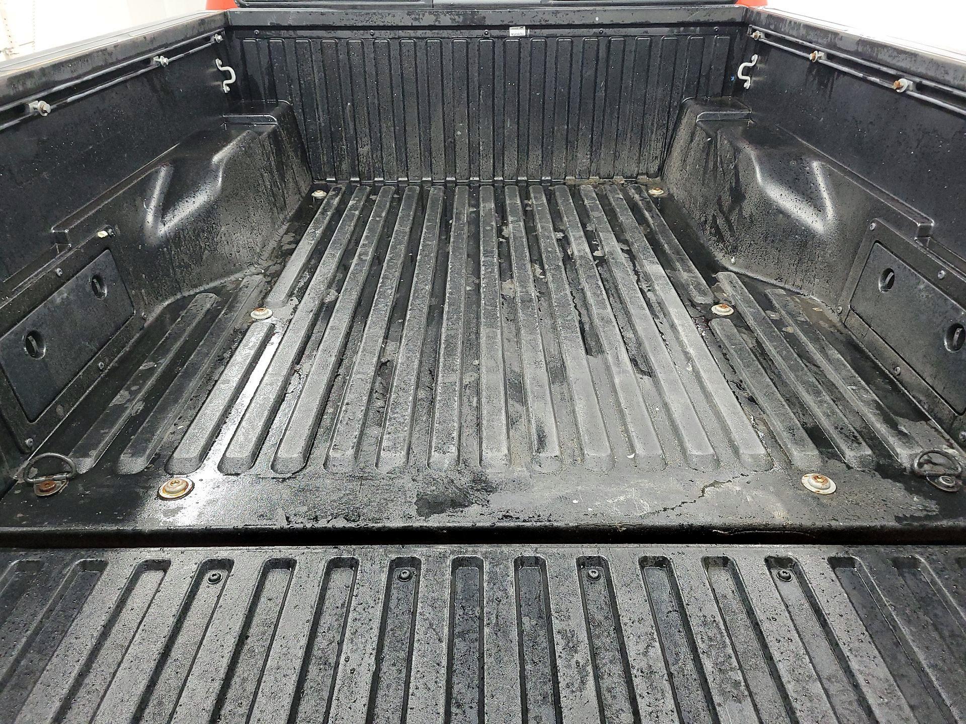 Thumbnail: 2017 Toyota Tacoma - 17