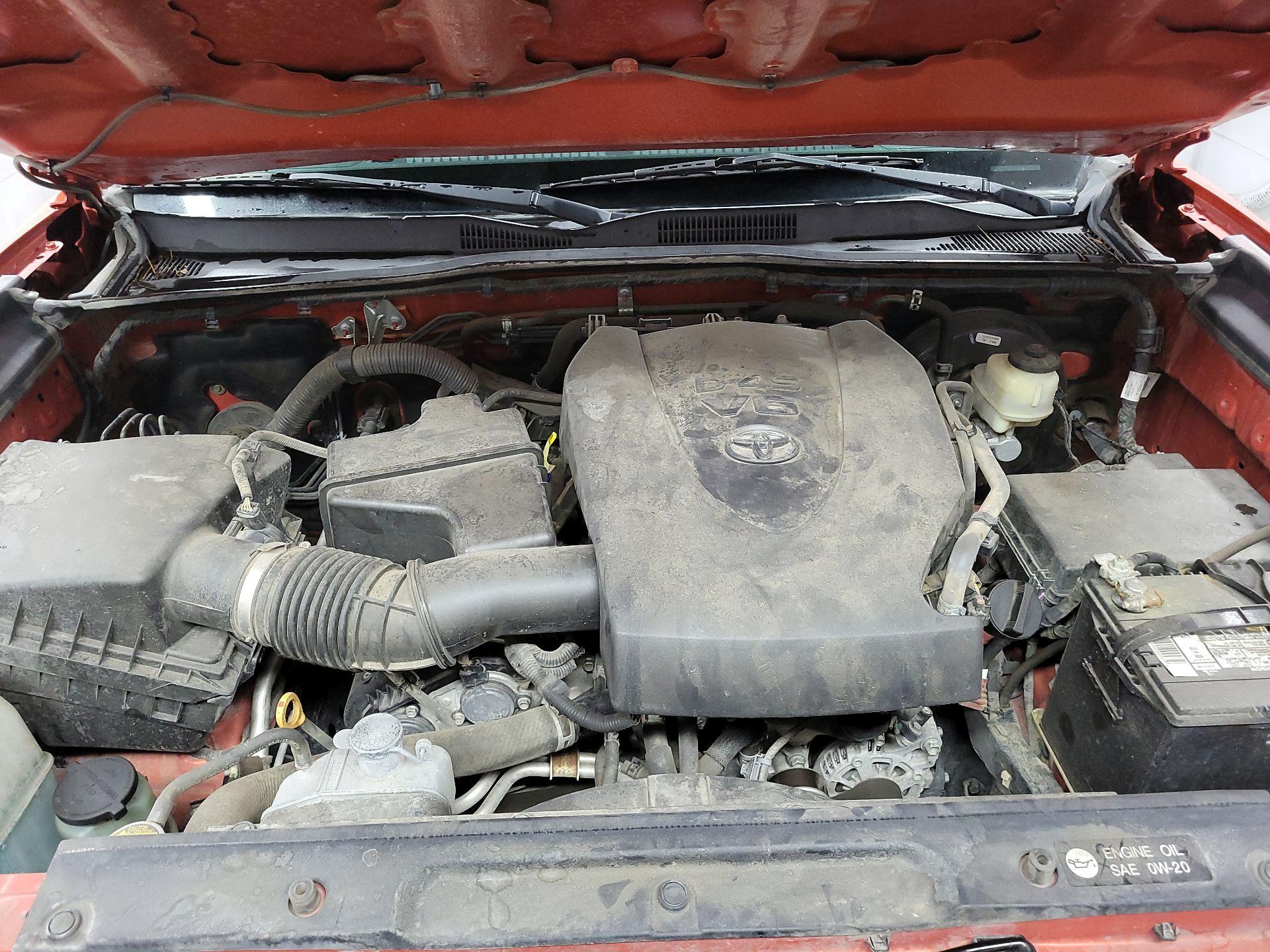 Thumbnail: 2017 Toyota Tacoma - 18