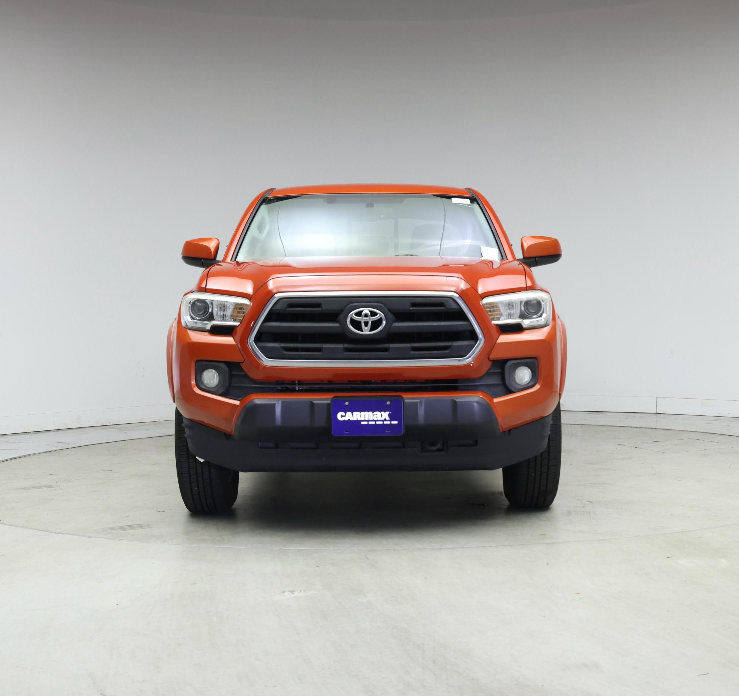 Thumbnail: 2017 Toyota Tacoma - 5