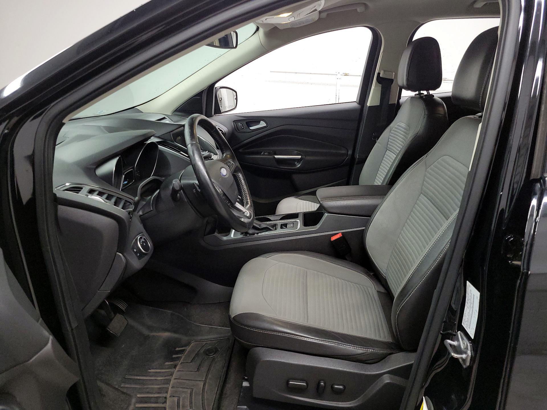Thumbnail: 2017 Ford Escape - 11