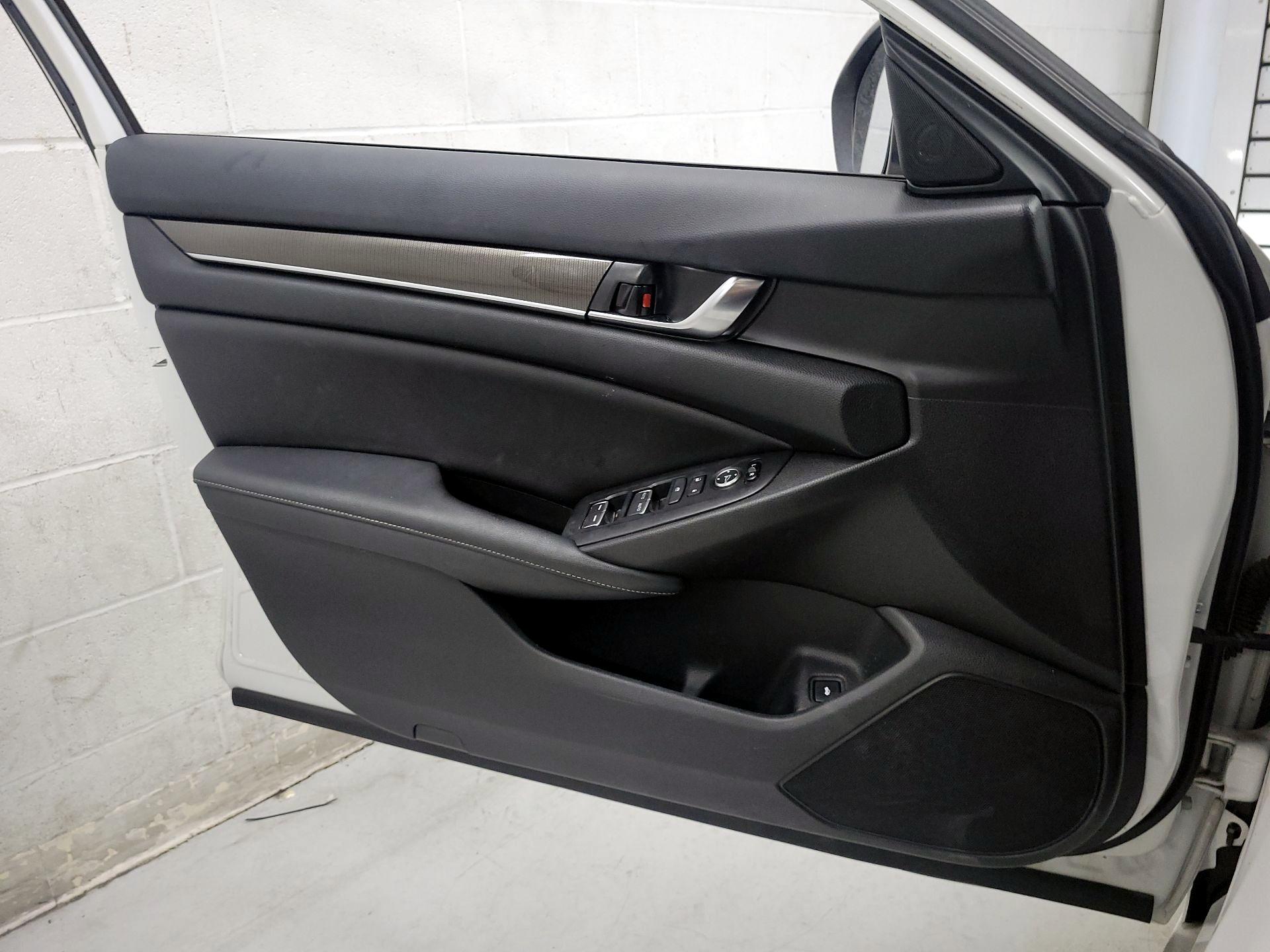 Thumbnail: 2020 Honda Accord - 12