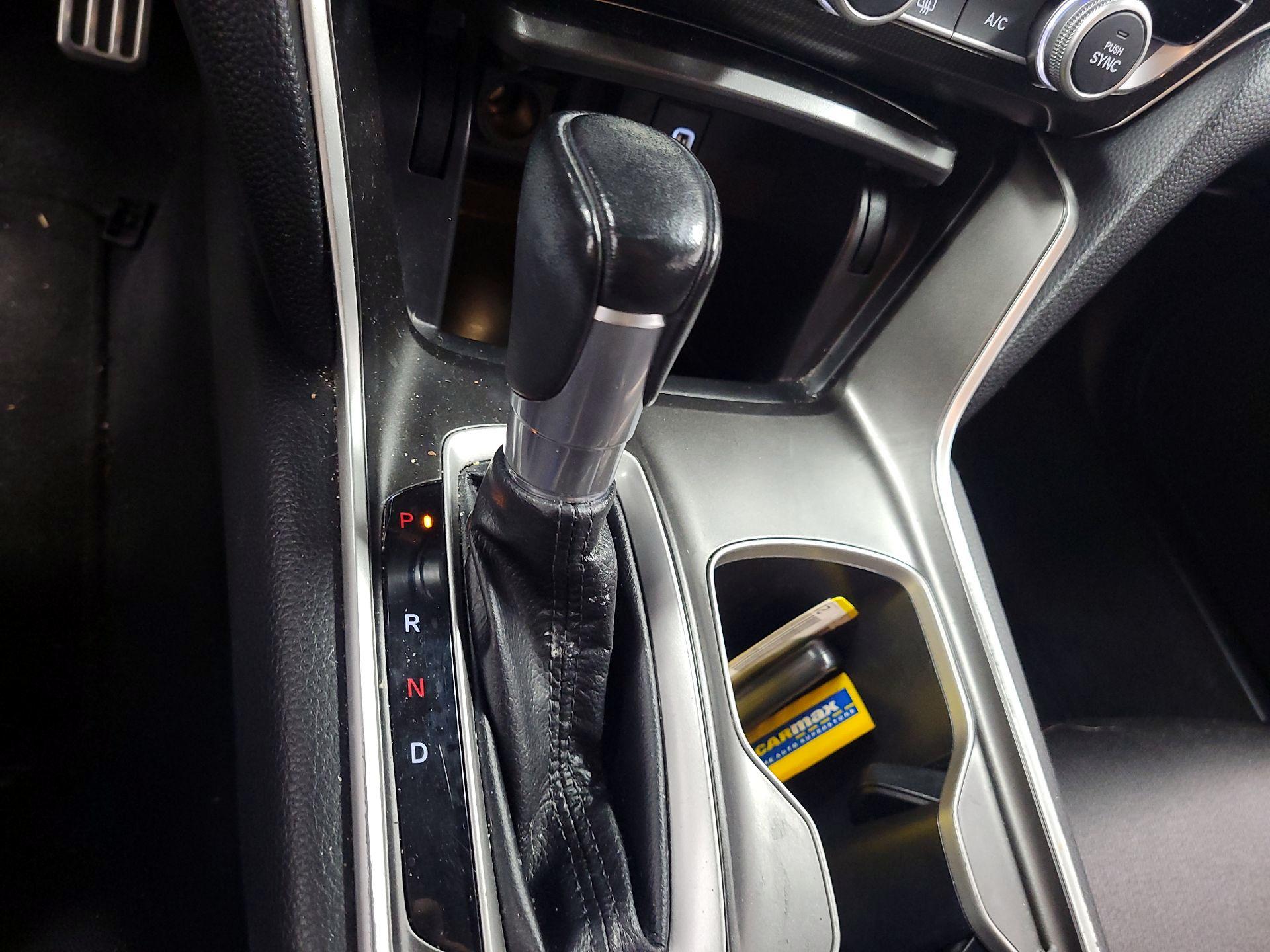 Thumbnail: 2020 Honda Accord - 16