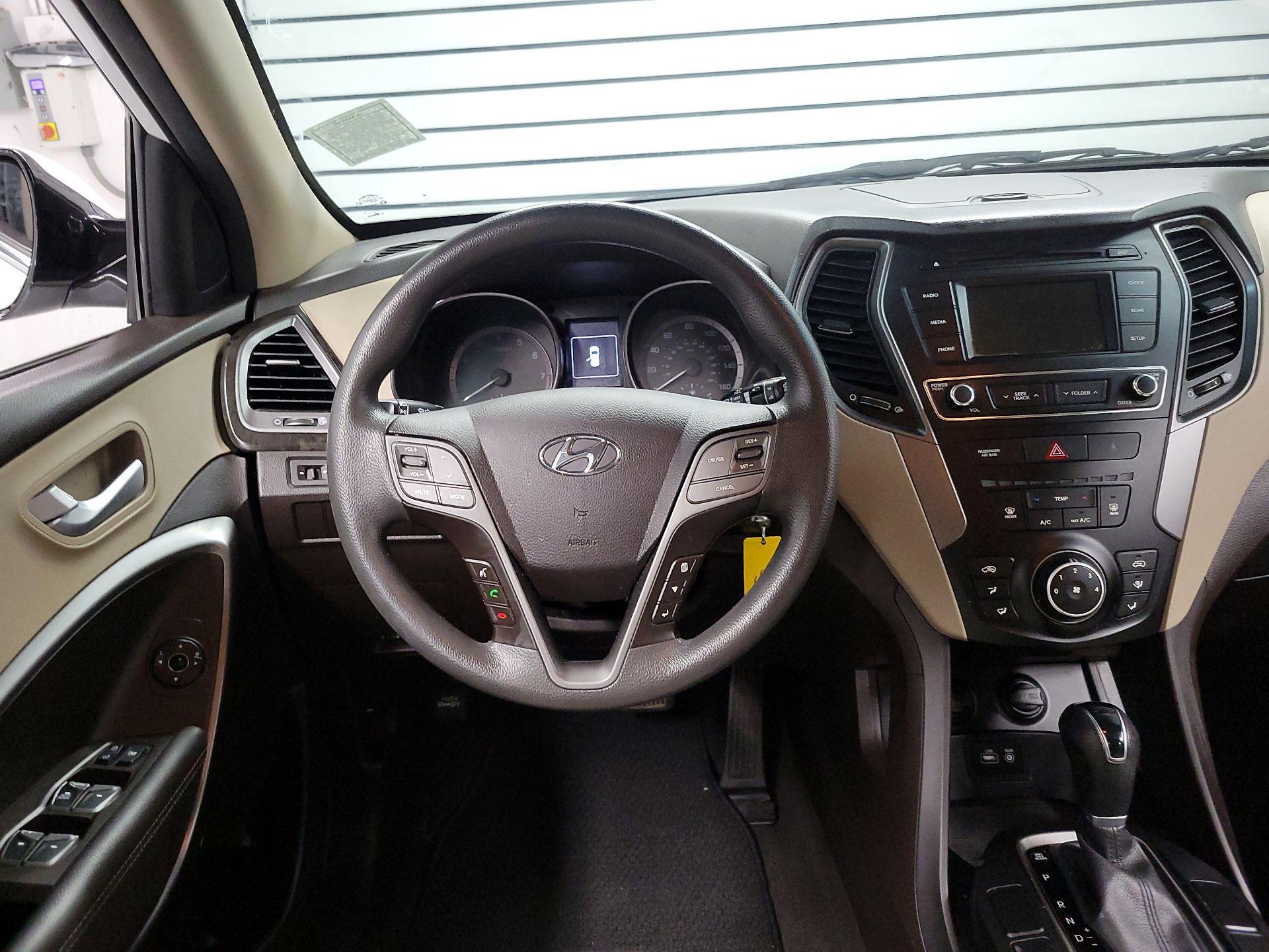 Thumbnail: 2018 Hyundai Santa Fe - 10