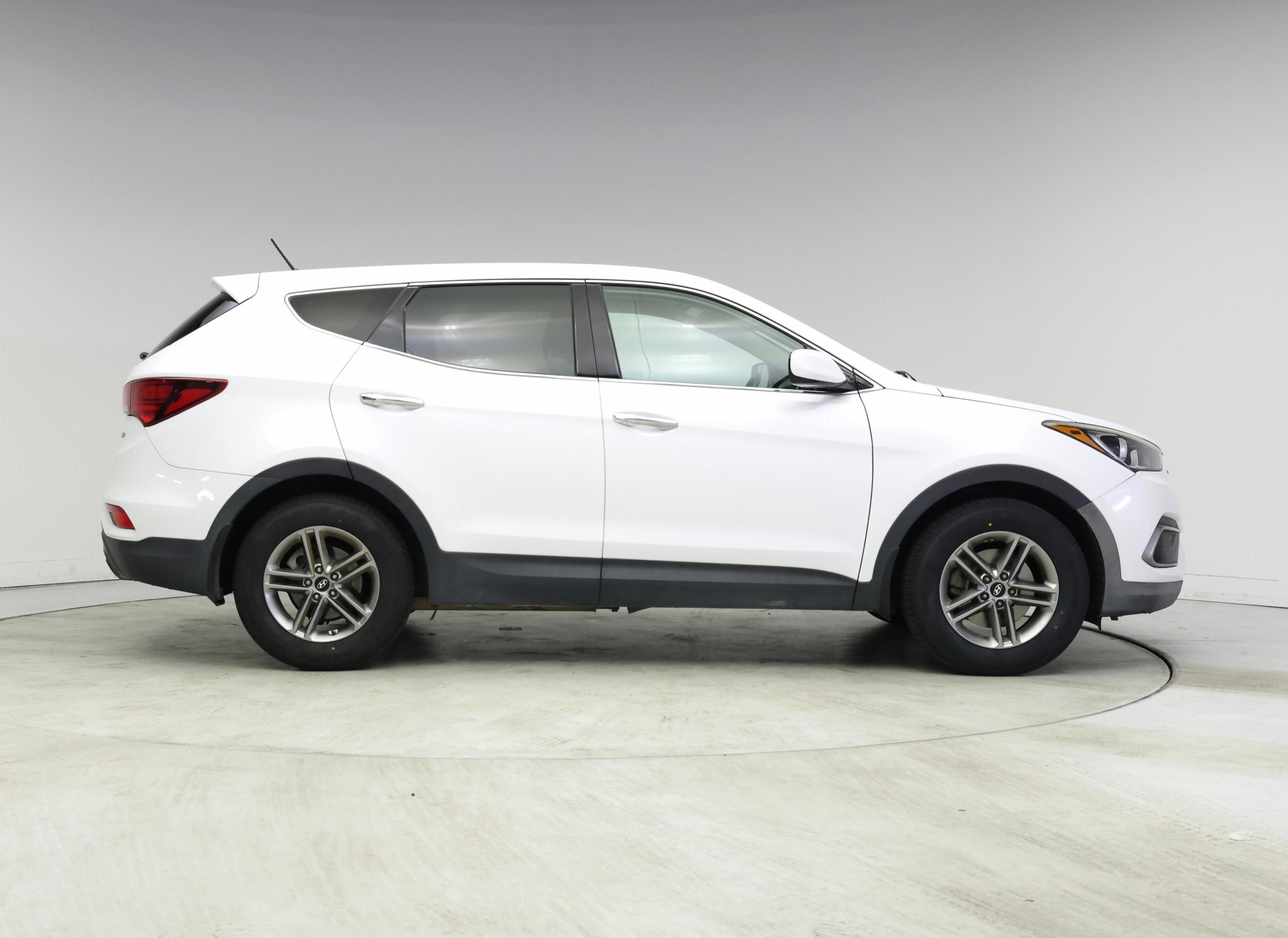 Thumbnail: 2018 Hyundai Santa Fe - 7