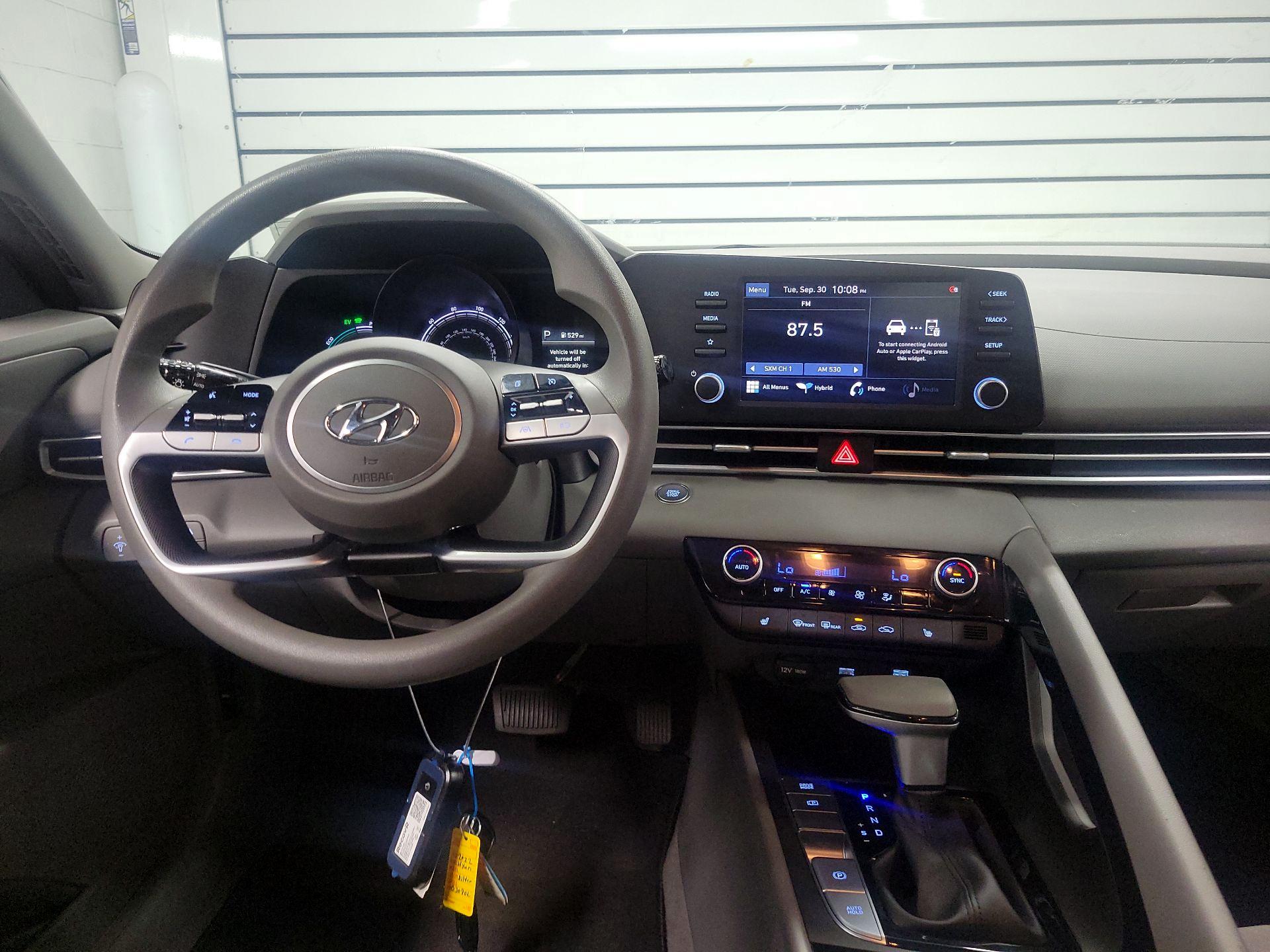 Thumbnail: 2022 Hyundai Elantra - 9