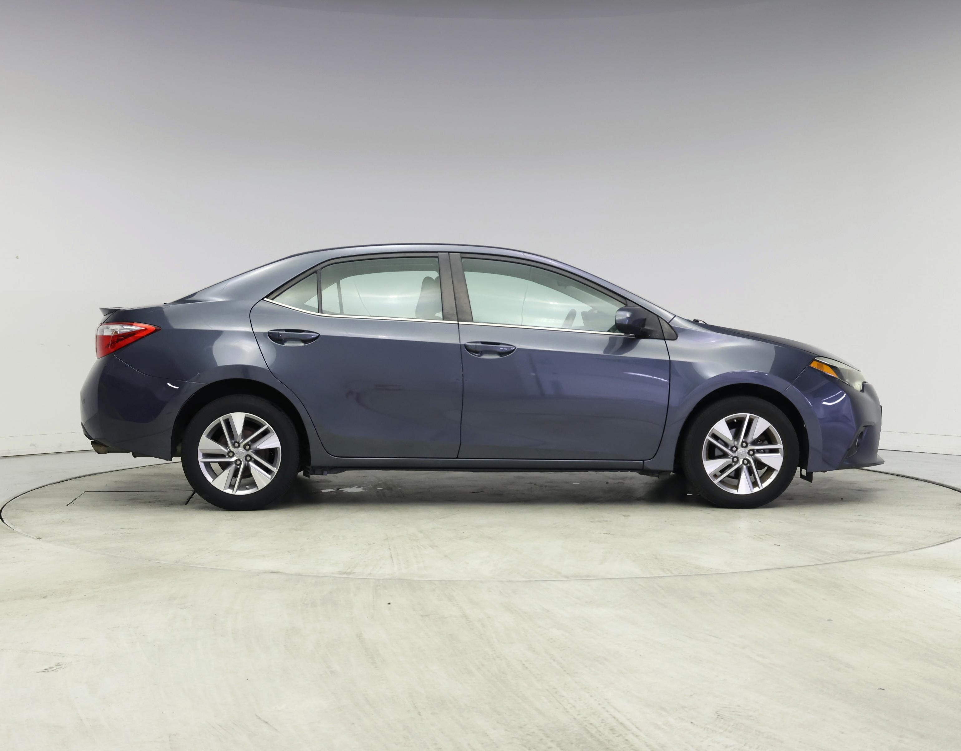 Thumbnail: 2014 Toyota Corolla - 7