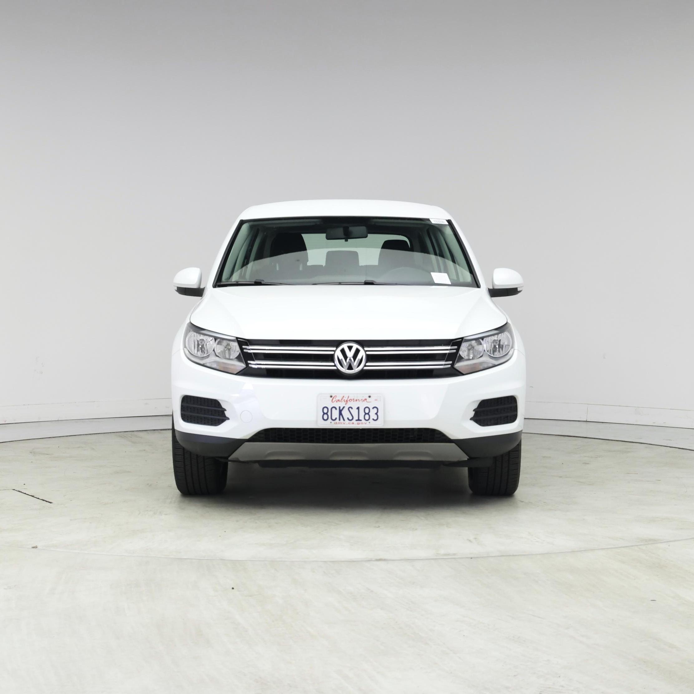 Thumbnail: 2017 Volkswagen Tiguan - 5