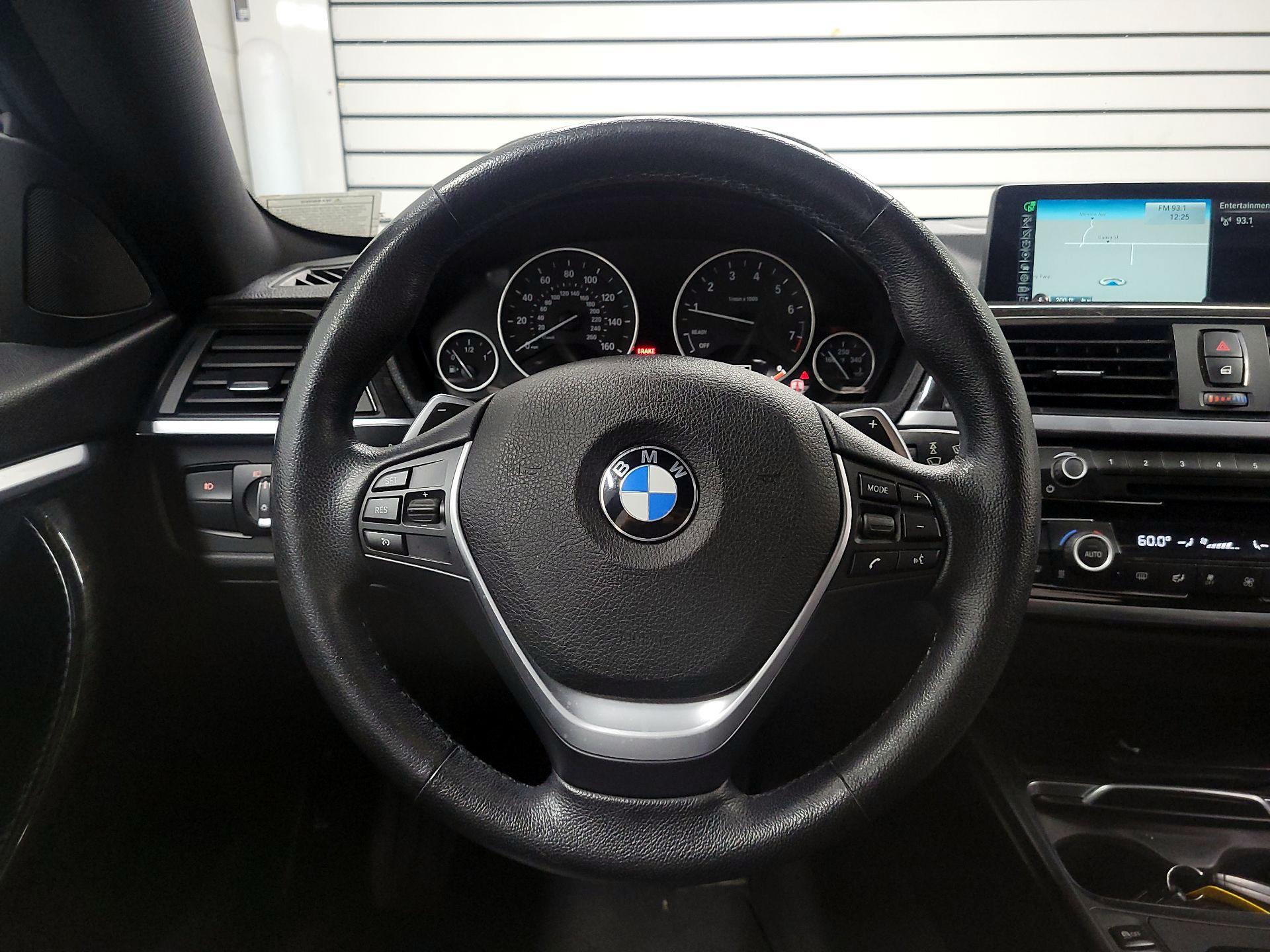 Thumbnail: 2016 BMW 4 Series - 10