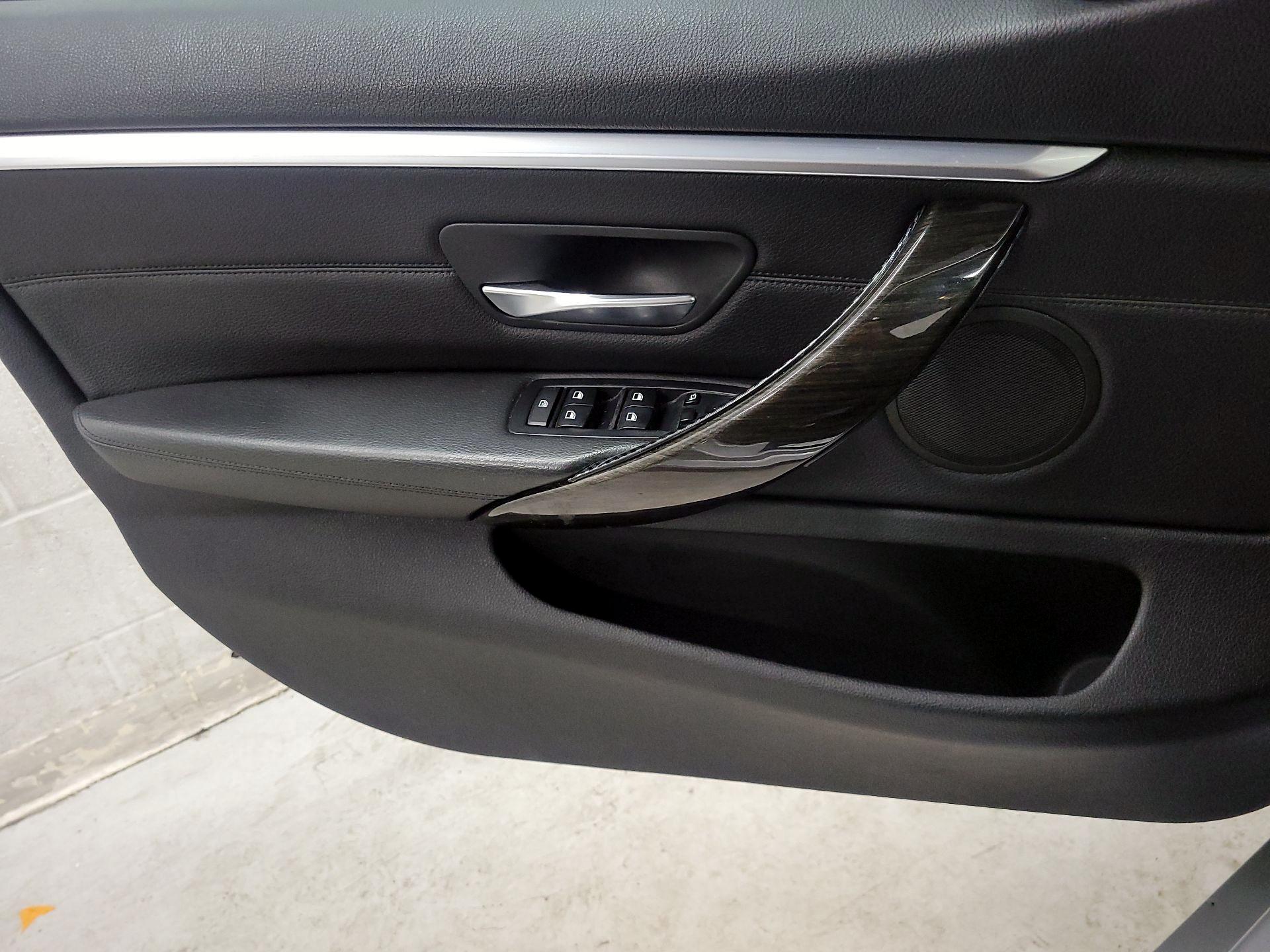 Thumbnail: 2016 BMW 4 Series - 12