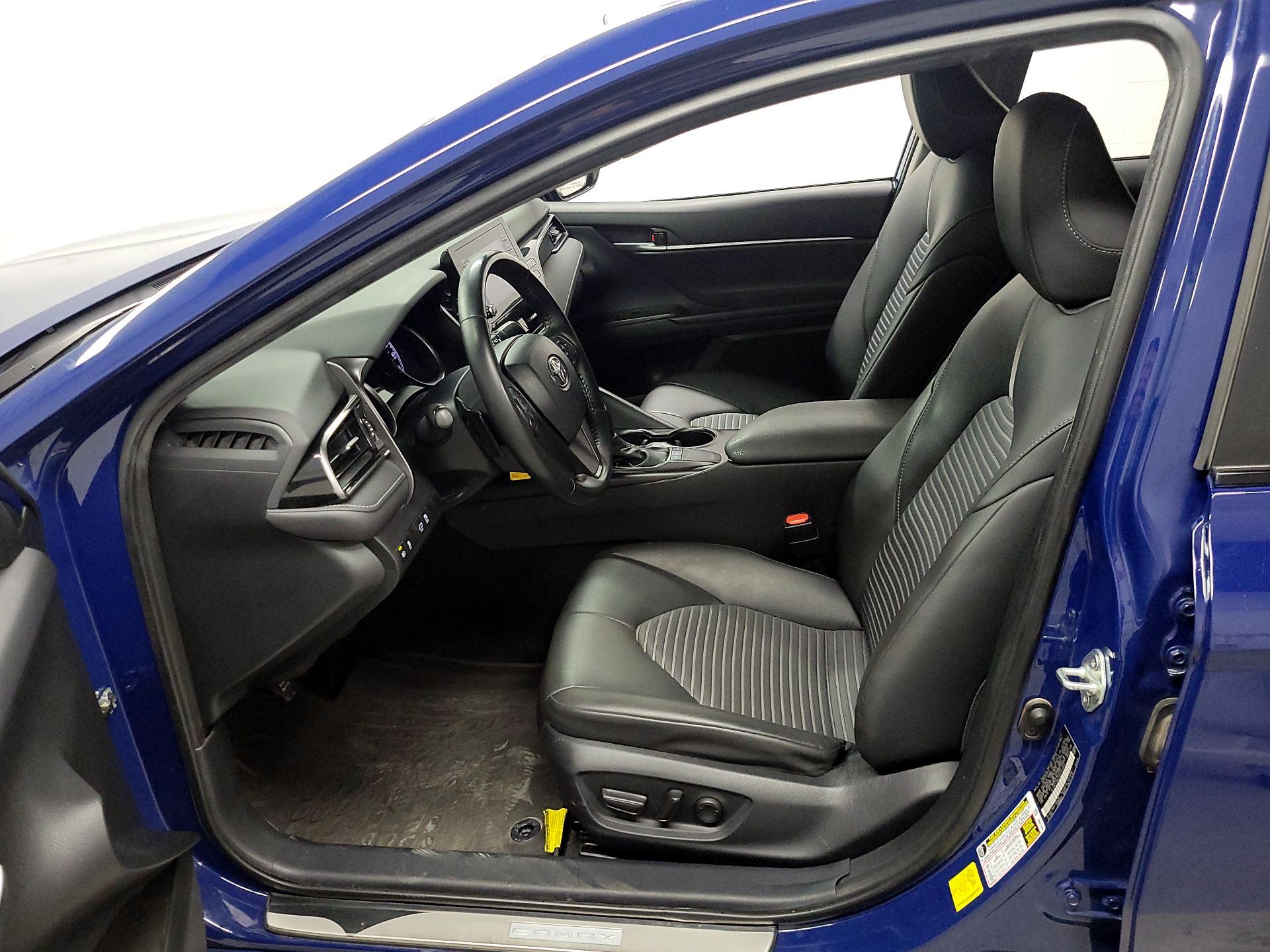 Thumbnail: 2023 Toyota Camry - 11