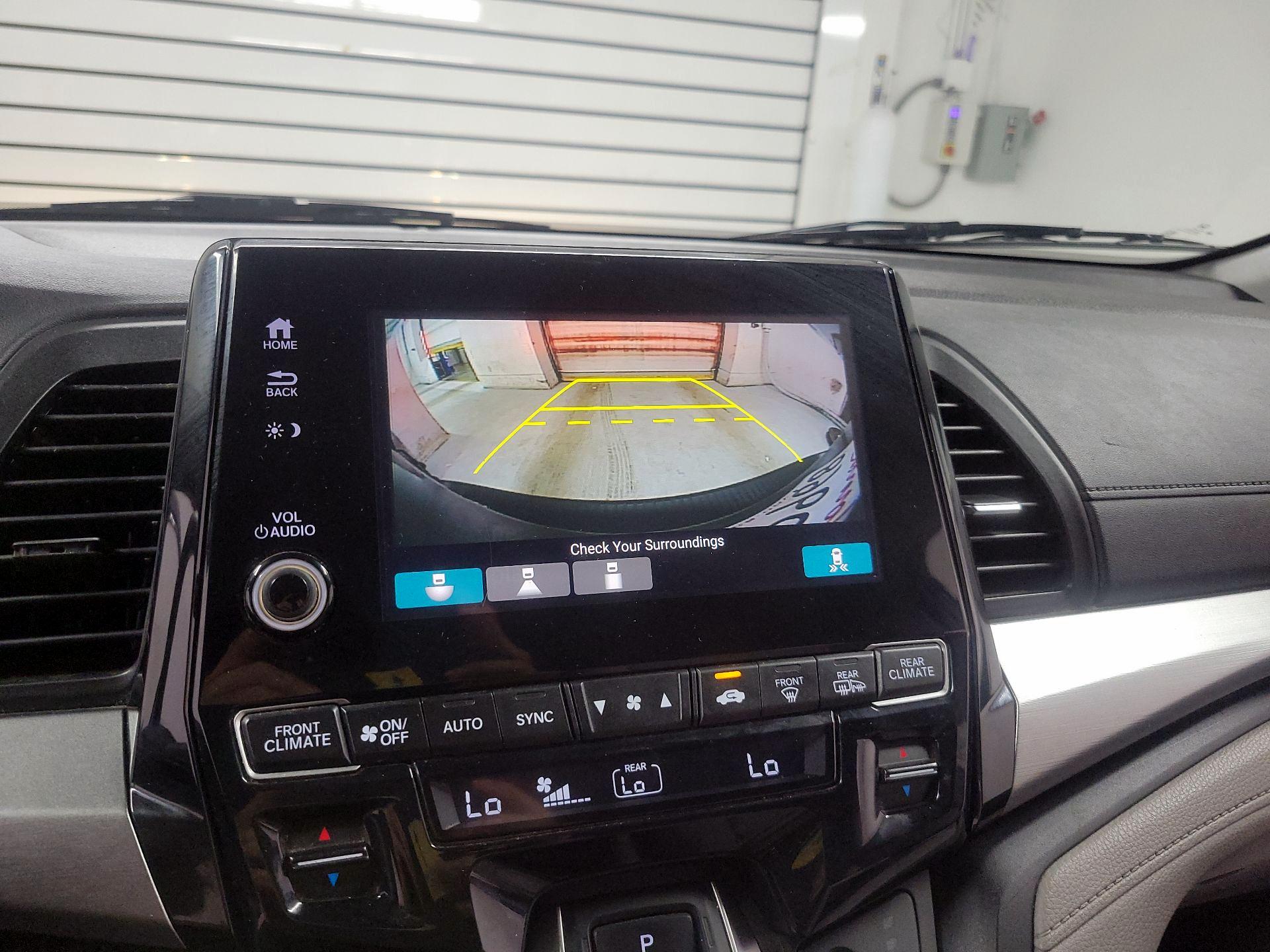 Thumbnail: 2019 Honda Odyssey - 13