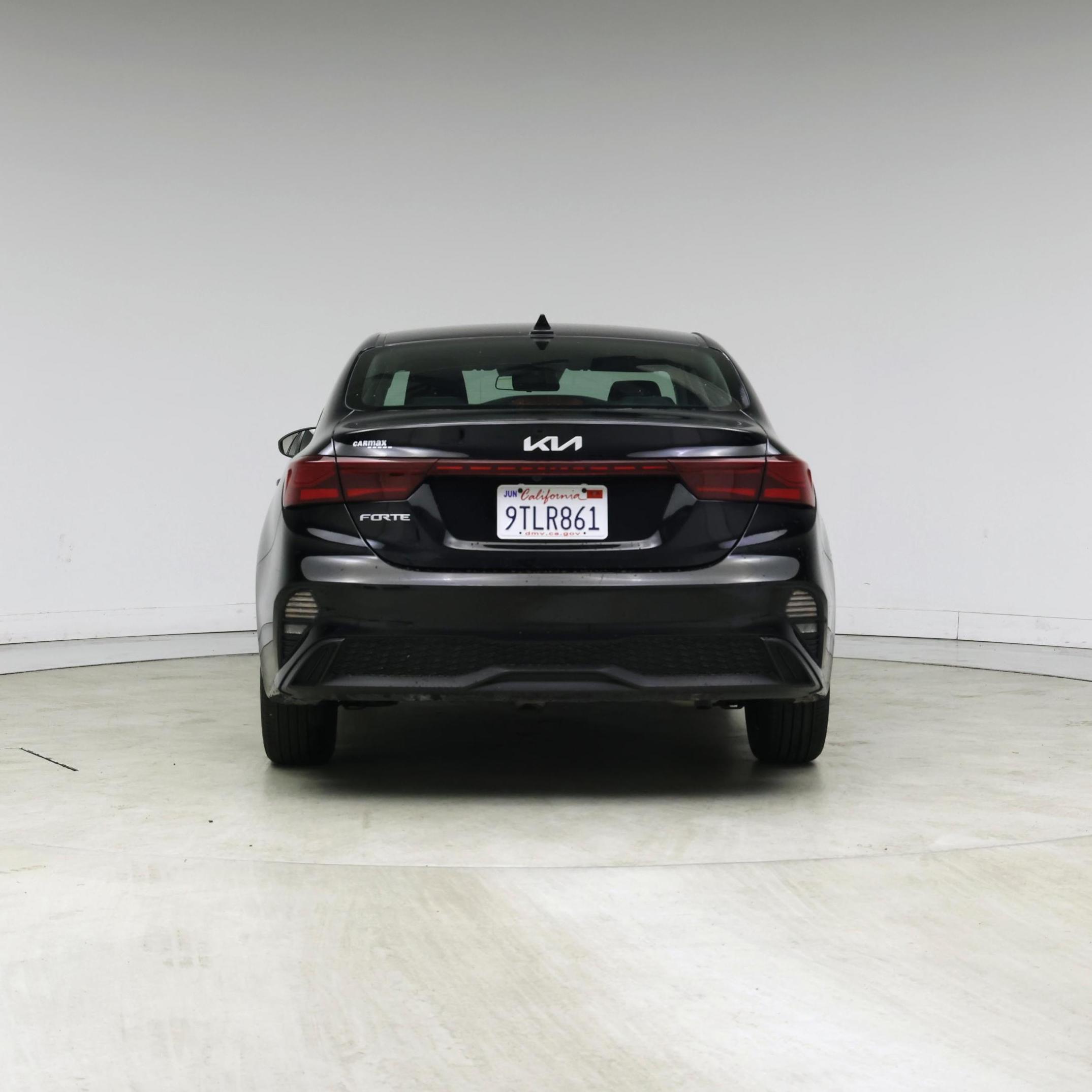 Thumbnail: 2024 Kia Forte - 6