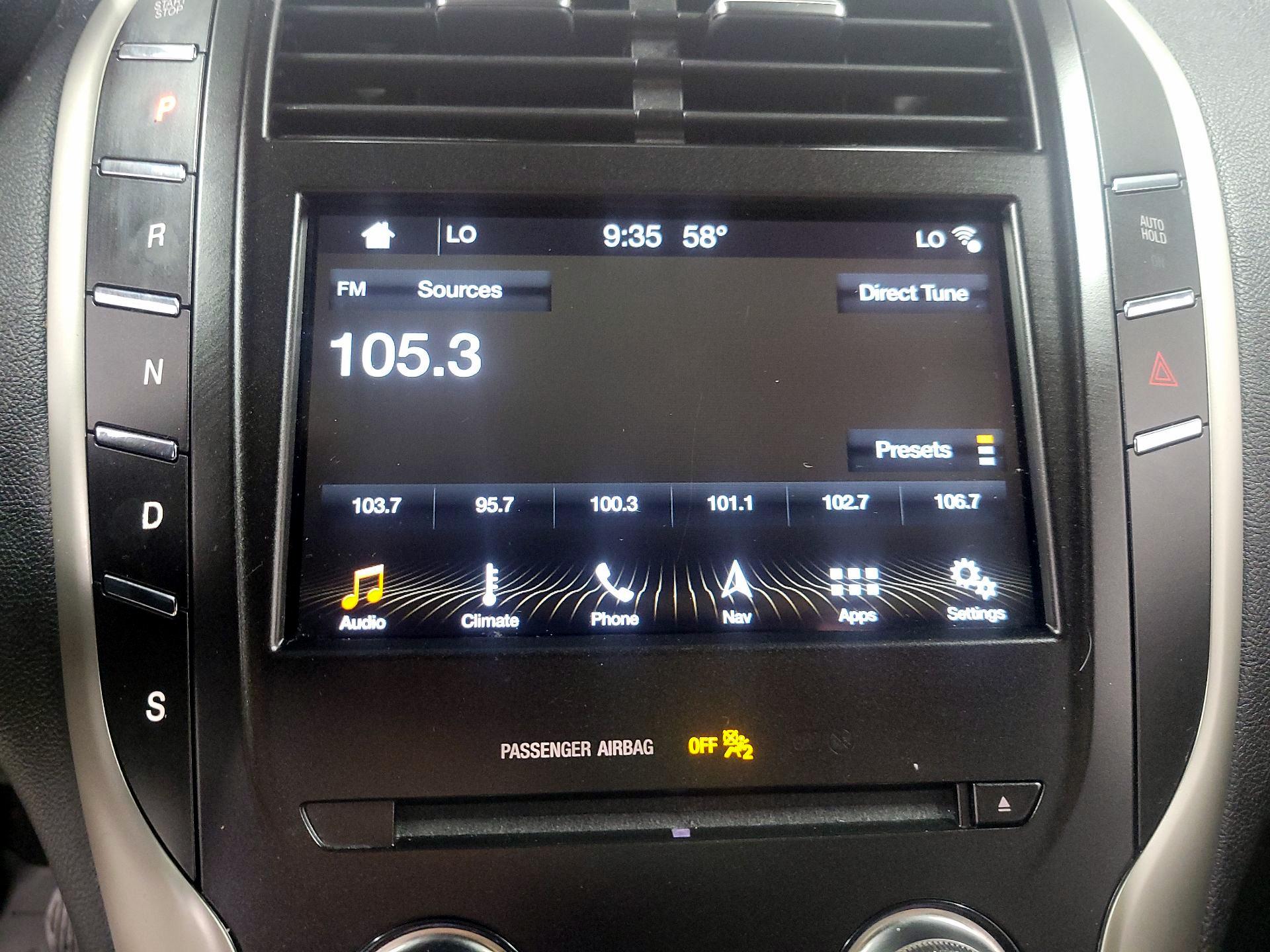 Thumbnail: 2019 Lincoln MKC - 16