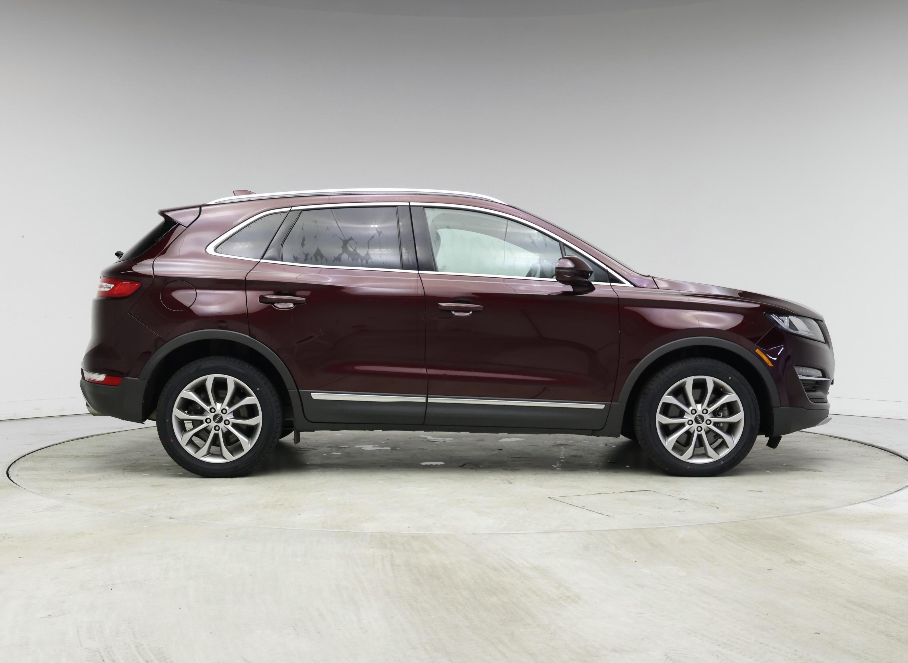 Thumbnail: 2019 Lincoln MKC - 7