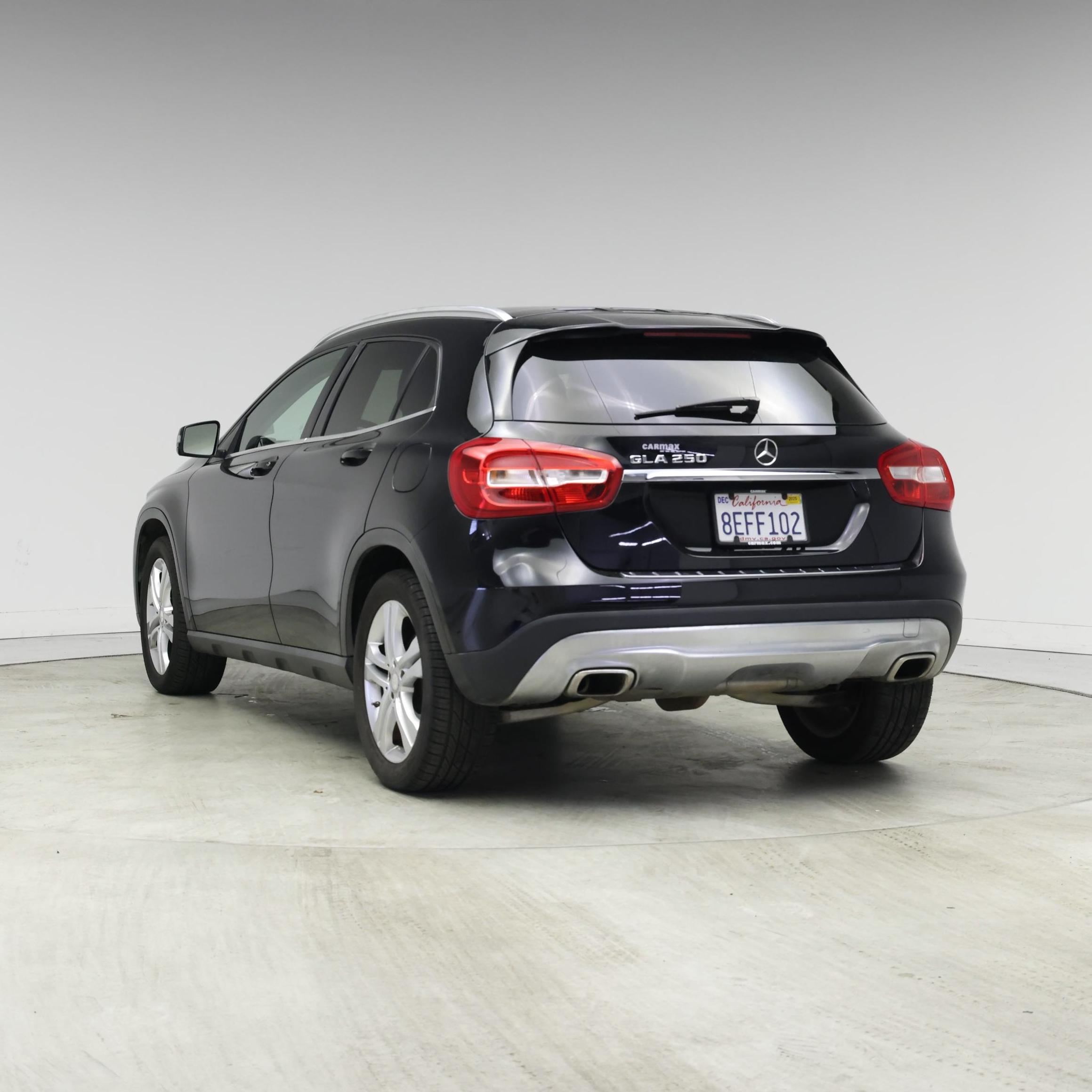 Thumbnail: 2015 Mercedes-Benz GLA - 2