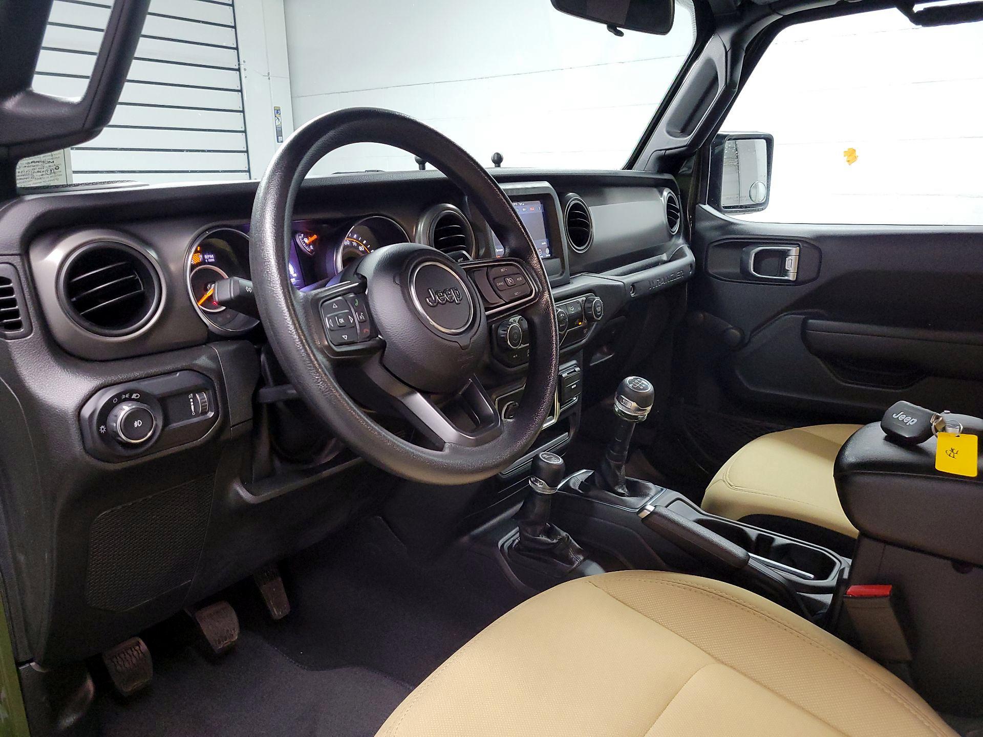 Thumbnail: 2023 Jeep Wrangler - 9